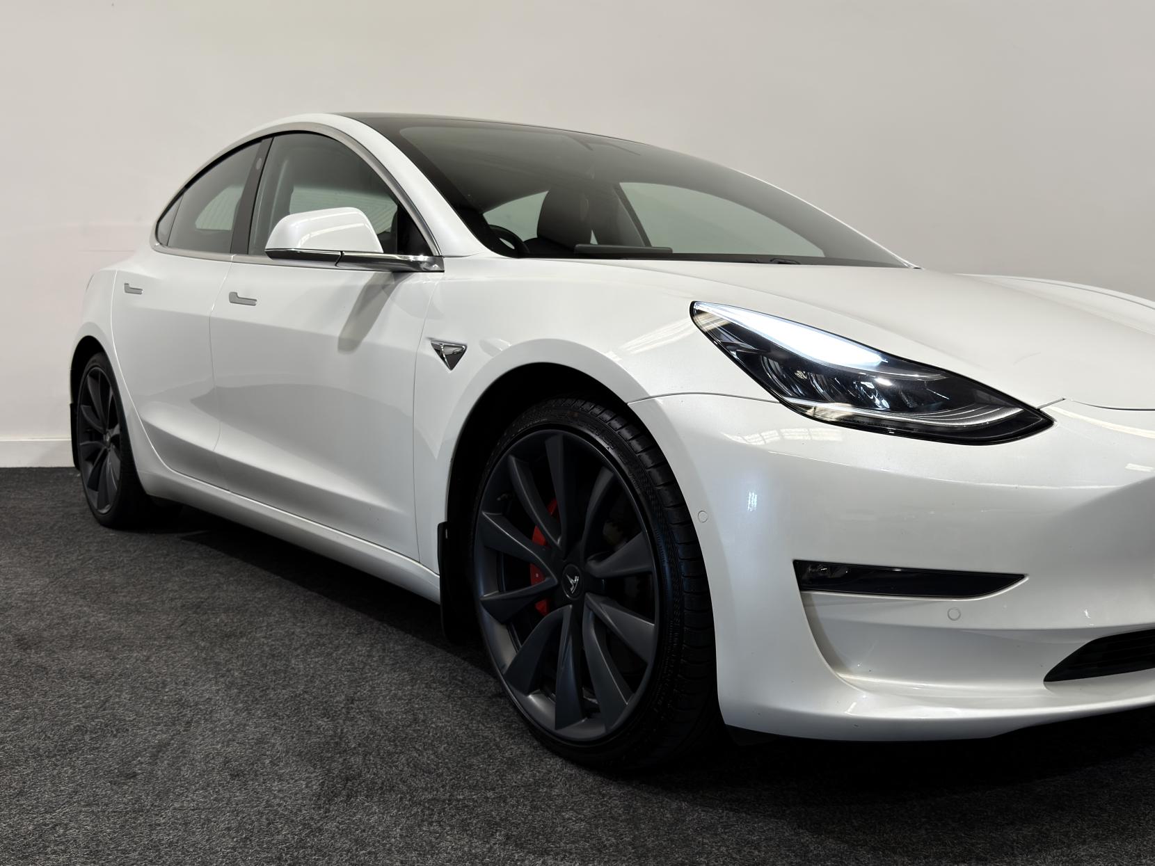 Tesla Model 3 (Dual Motor) Performance Saloon 4dr Electric Auto 4WDE (Performance Upgrade) (449 bhp)