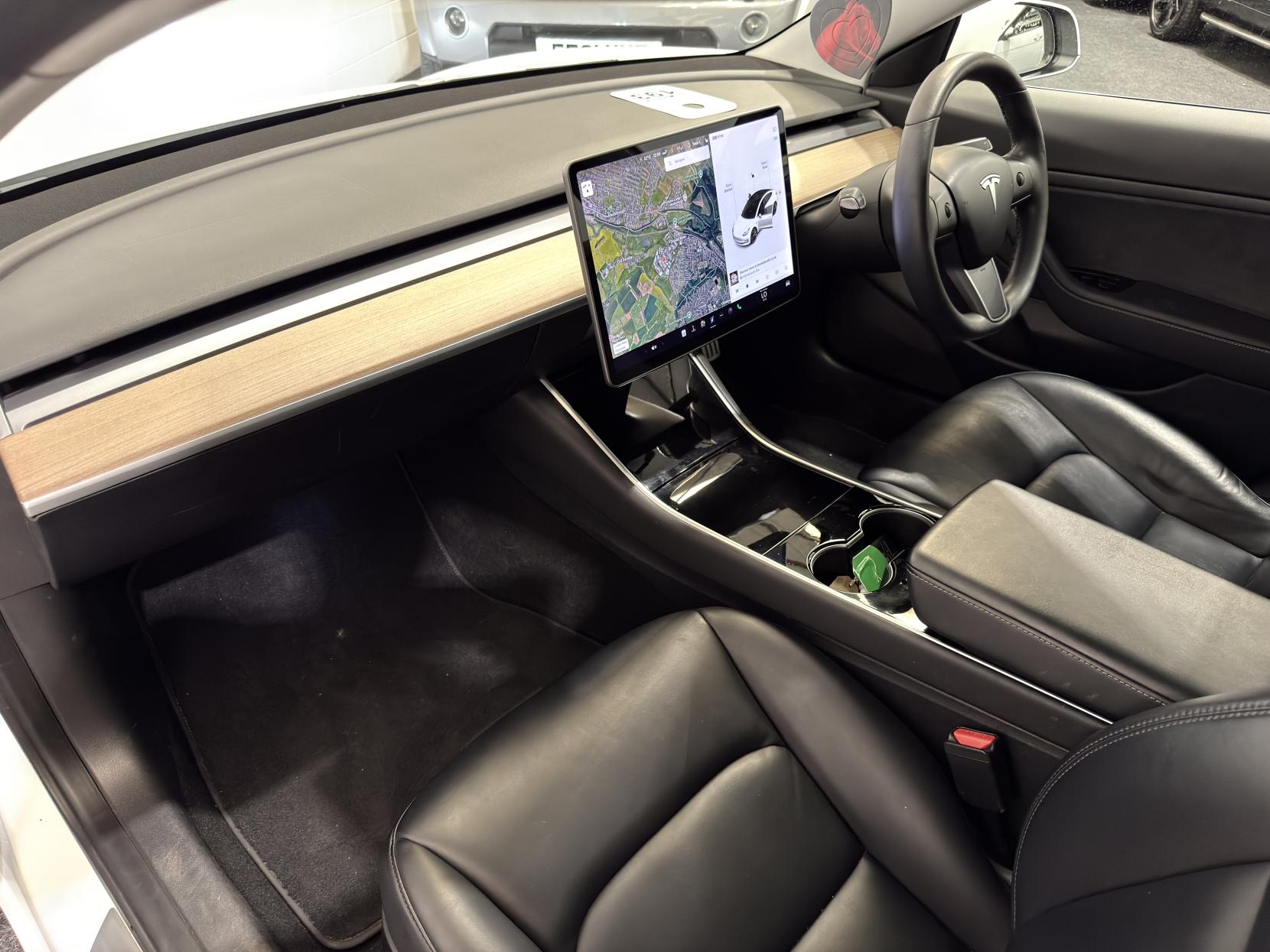Tesla Model 3 (Dual Motor) Performance Saloon 4dr Electric Auto 4WDE (Performance Upgrade) (449 bhp)
