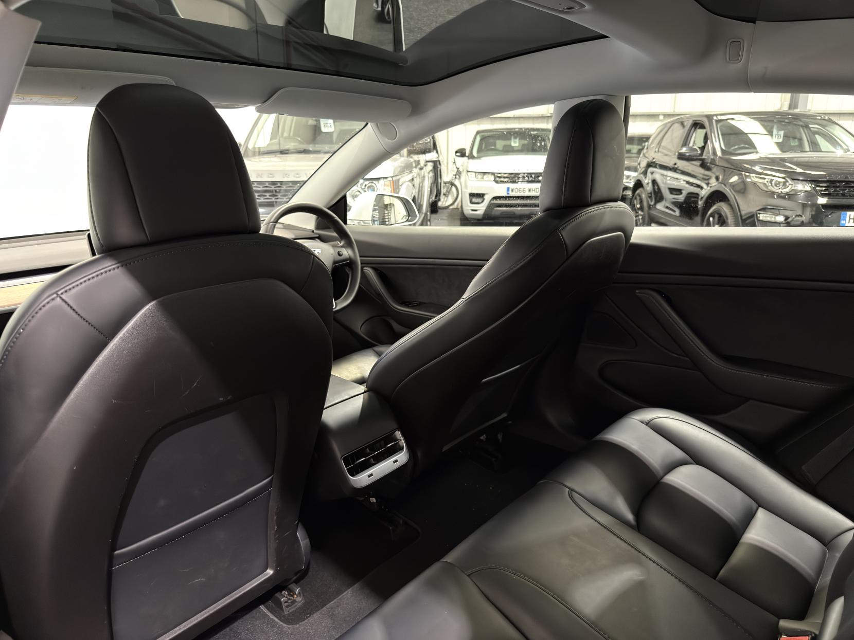Tesla Model 3 (Dual Motor) Performance Saloon 4dr Electric Auto 4WDE (Performance Upgrade) (449 bhp)