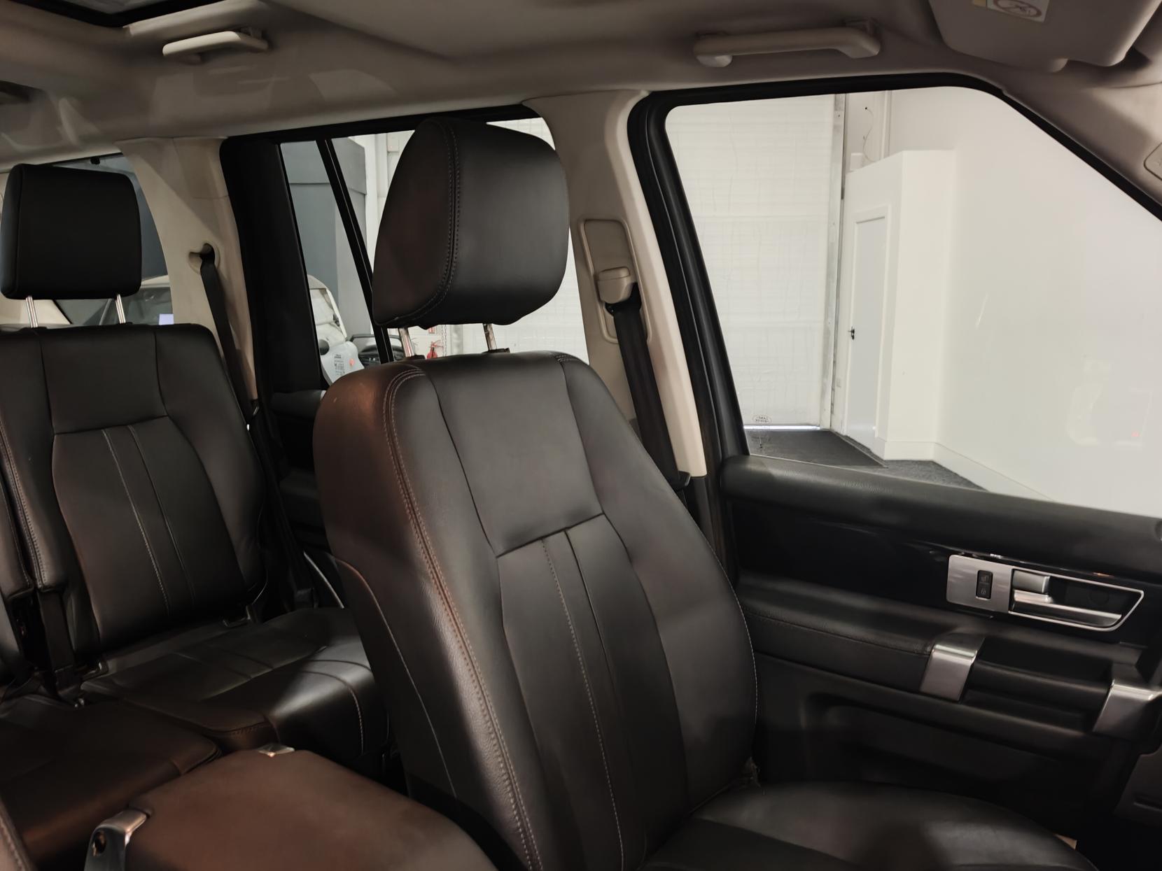 Land Rover Discovery 4 3.0 SD V6 Graphite SUV 5dr Diesel Auto 4WD Euro 6 (s/s) (256 bhp)