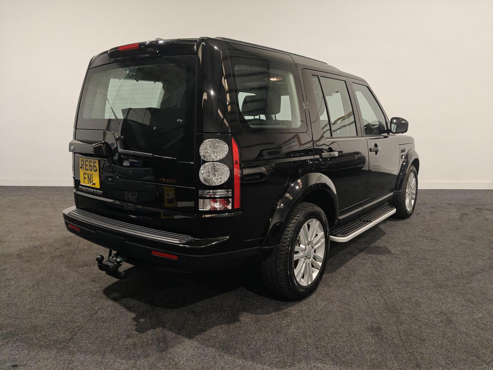 Land Rover Discovery 4 3.0 SD V6 Graphite SUV 5dr Diesel Auto 4WD Euro 6 (s/s) (256 bhp)