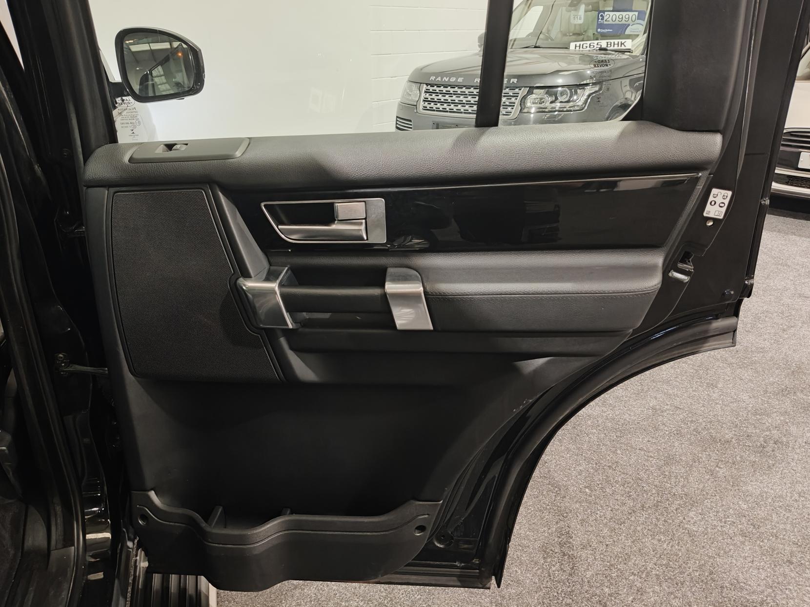 Land Rover Discovery 4 3.0 SD V6 Graphite SUV 5dr Diesel Auto 4WD Euro 6 (s/s) (256 bhp)
