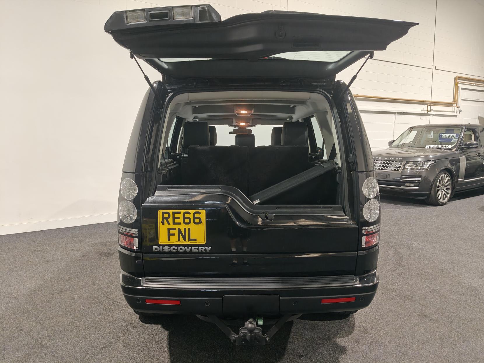 Land Rover Discovery 4 3.0 SD V6 Graphite SUV 5dr Diesel Auto 4WD Euro 6 (s/s) (256 bhp)