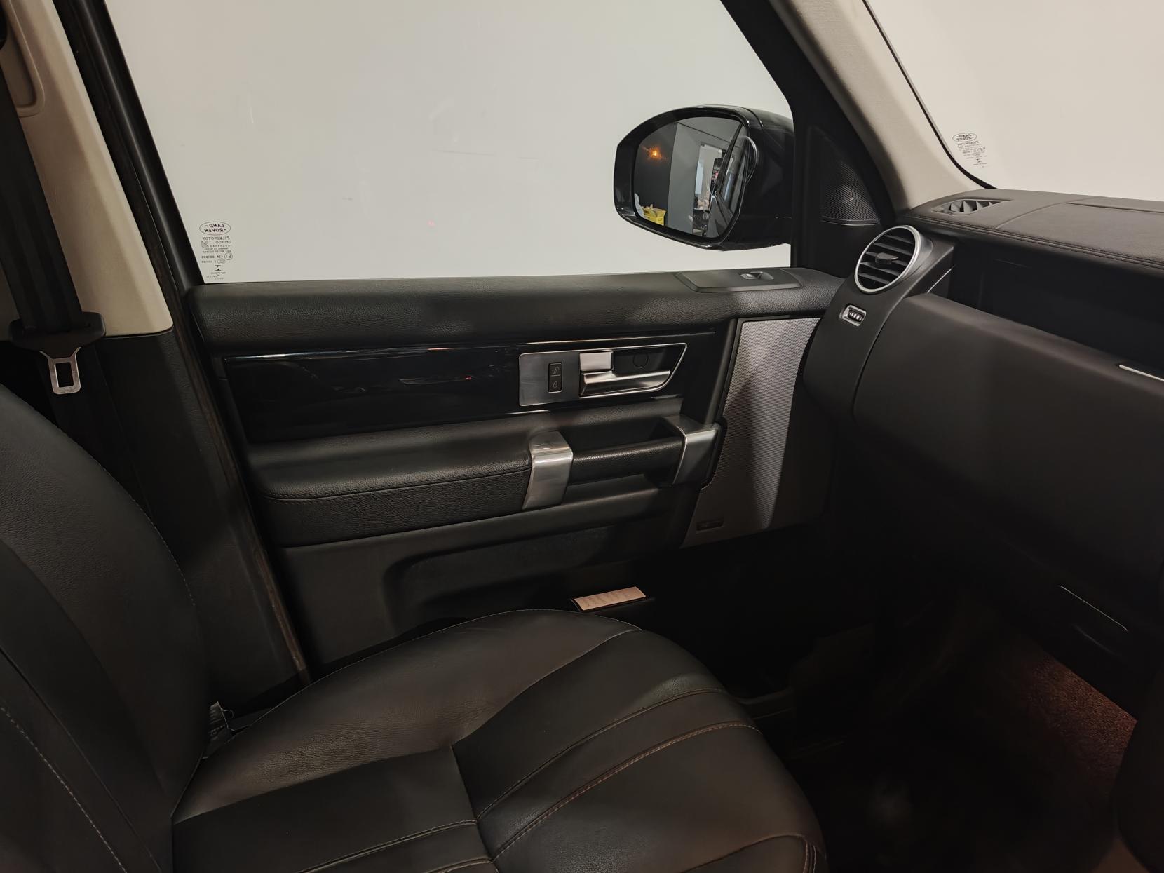 Land Rover Discovery 4 3.0 SD V6 Graphite SUV 5dr Diesel Auto 4WD Euro 6 (s/s) (256 bhp)