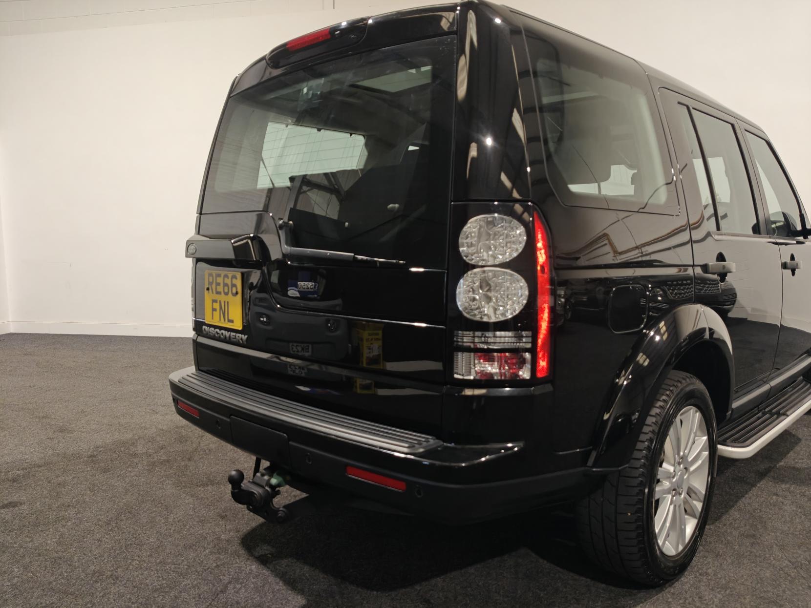 Land Rover Discovery 4 3.0 SD V6 Graphite SUV 5dr Diesel Auto 4WD Euro 6 (s/s) (256 bhp)