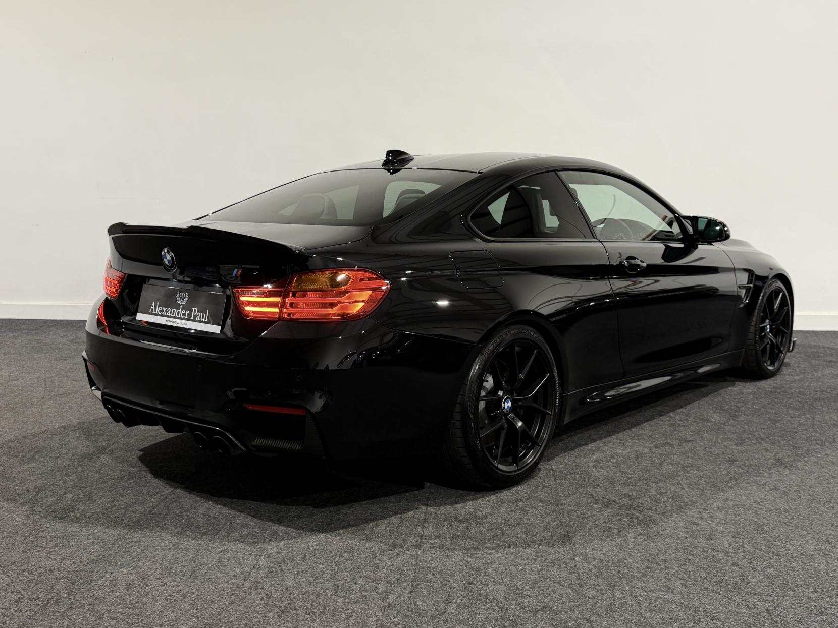 BMW M4 3.0 BiTurbo Coupe 2dr Petrol DCT Euro 6 (s/s) (431 ps)