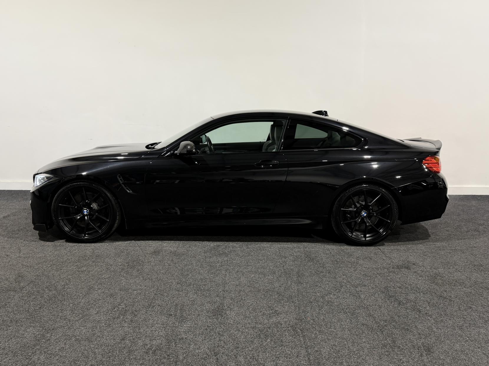 BMW M4 3.0 BiTurbo Coupe 2dr Petrol DCT Euro 6 (s/s) (431 ps)