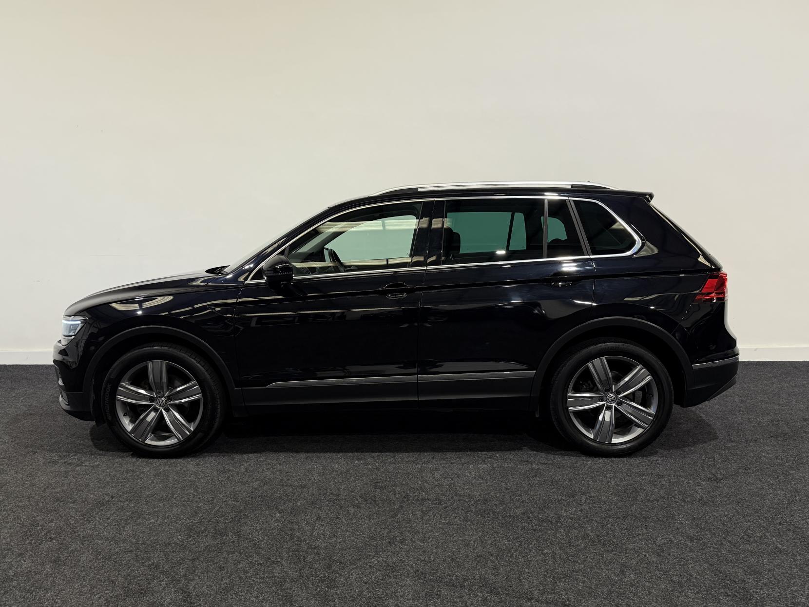 Volkswagen Tiguan 2.0 TDI SEL SUV 5dr Diesel Manual 4Motion Euro 6 (s/s) (150 ps)