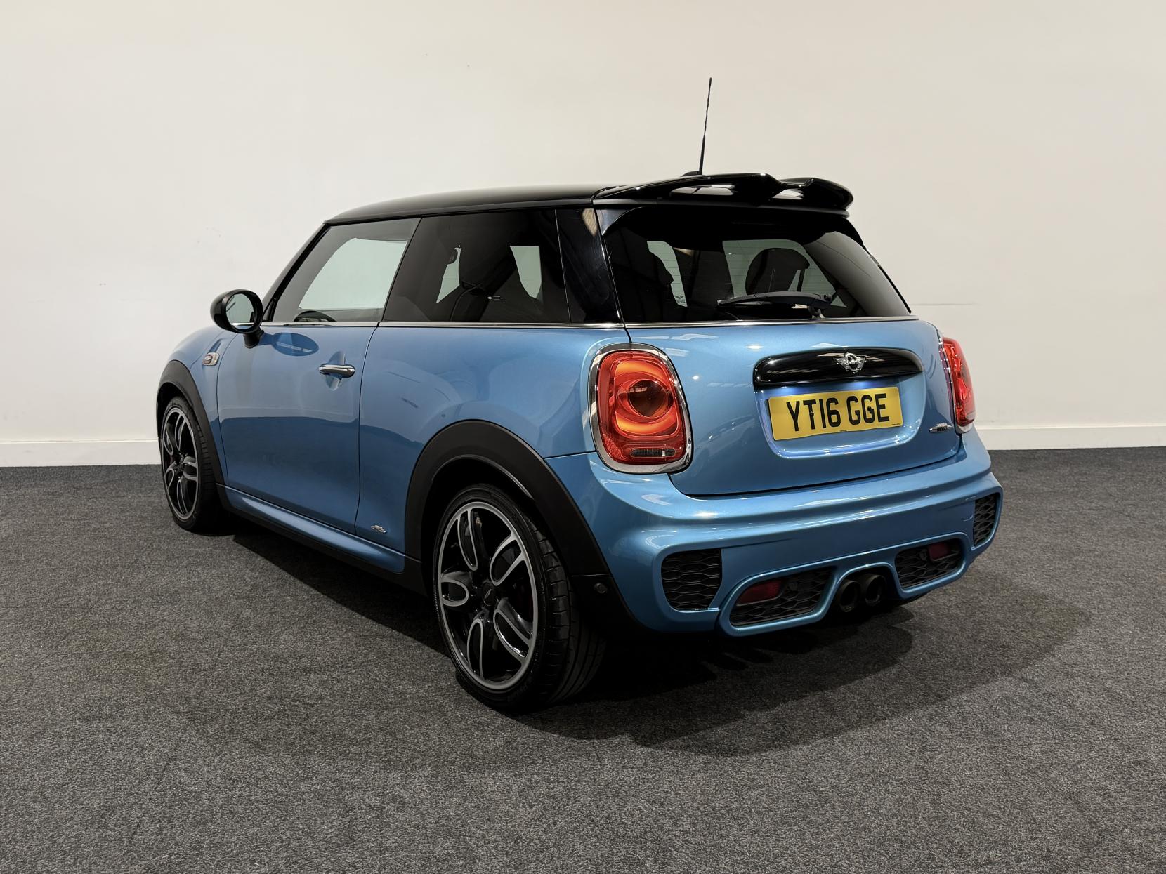 MINI Hatch 2.0 John Cooper Works Hatchback 3dr Petrol Manual Euro 6 (s/s) (231 ps)