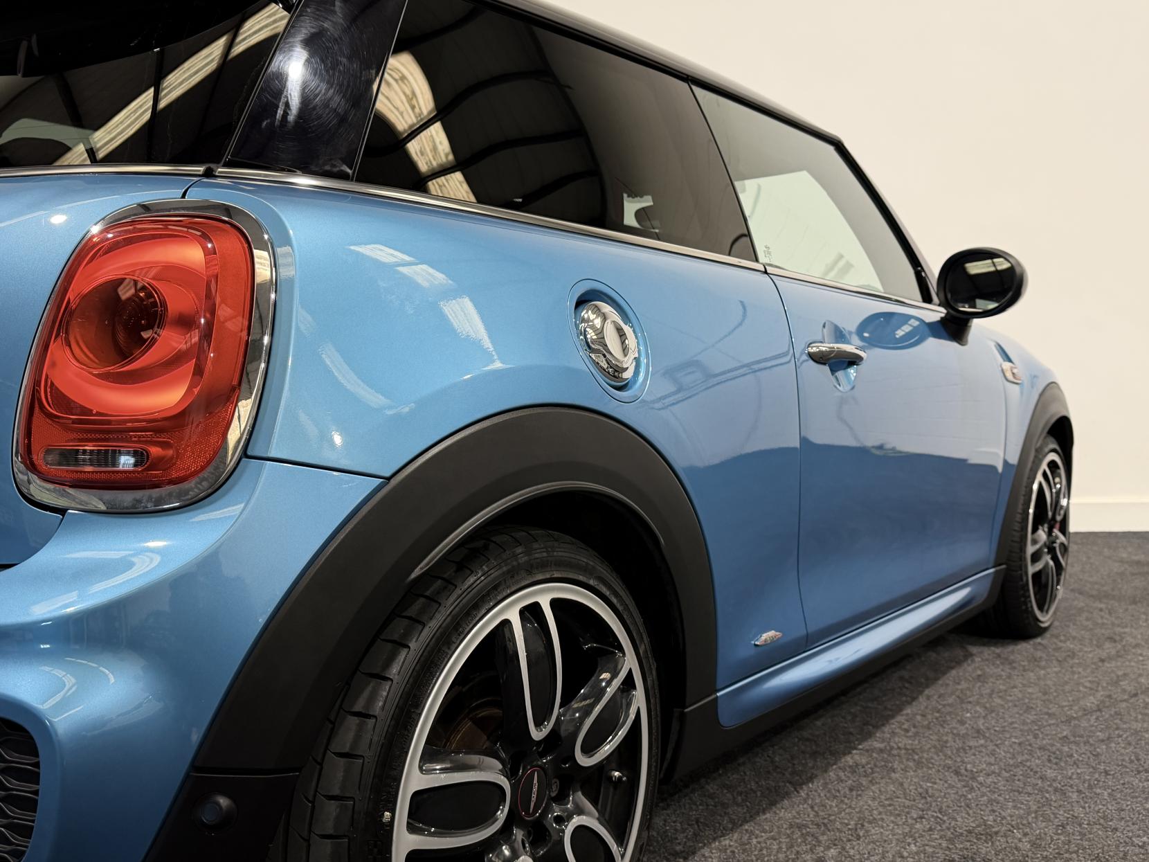 MINI Hatch 2.0 John Cooper Works Hatchback 3dr Petrol Manual Euro 6 (s/s) (231 ps)