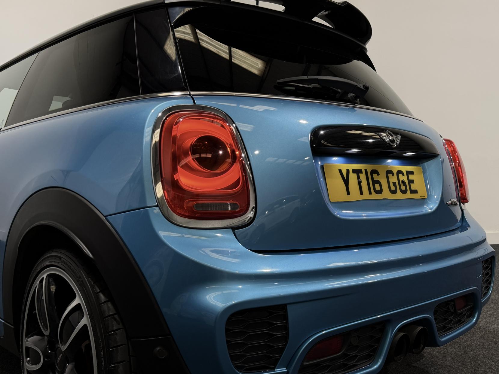 MINI Hatch 2.0 John Cooper Works Hatchback 3dr Petrol Manual Euro 6 (s/s) (231 ps)