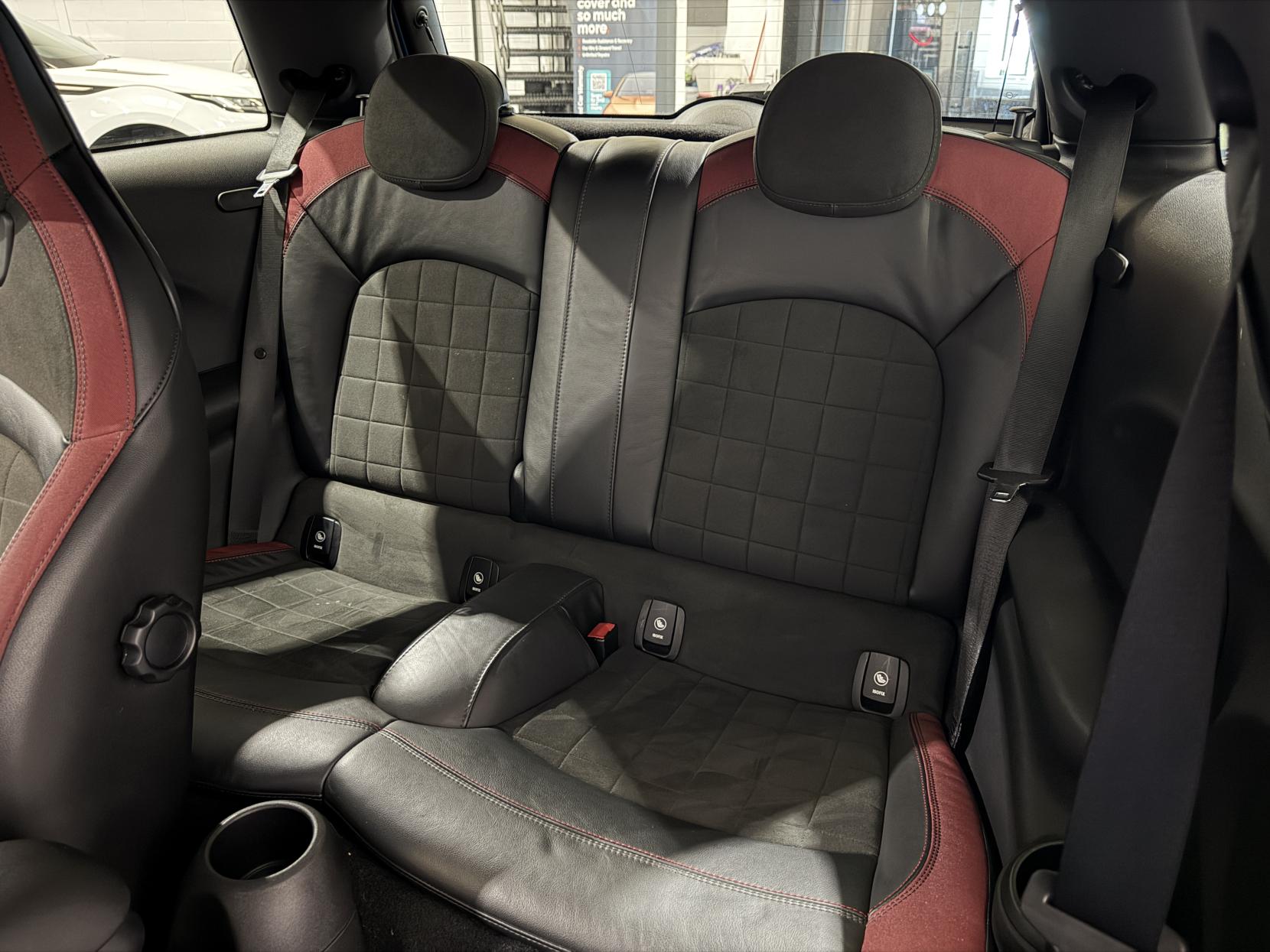MINI Hatch 2.0 John Cooper Works Hatchback 3dr Petrol Manual Euro 6 (s/s) (231 ps)