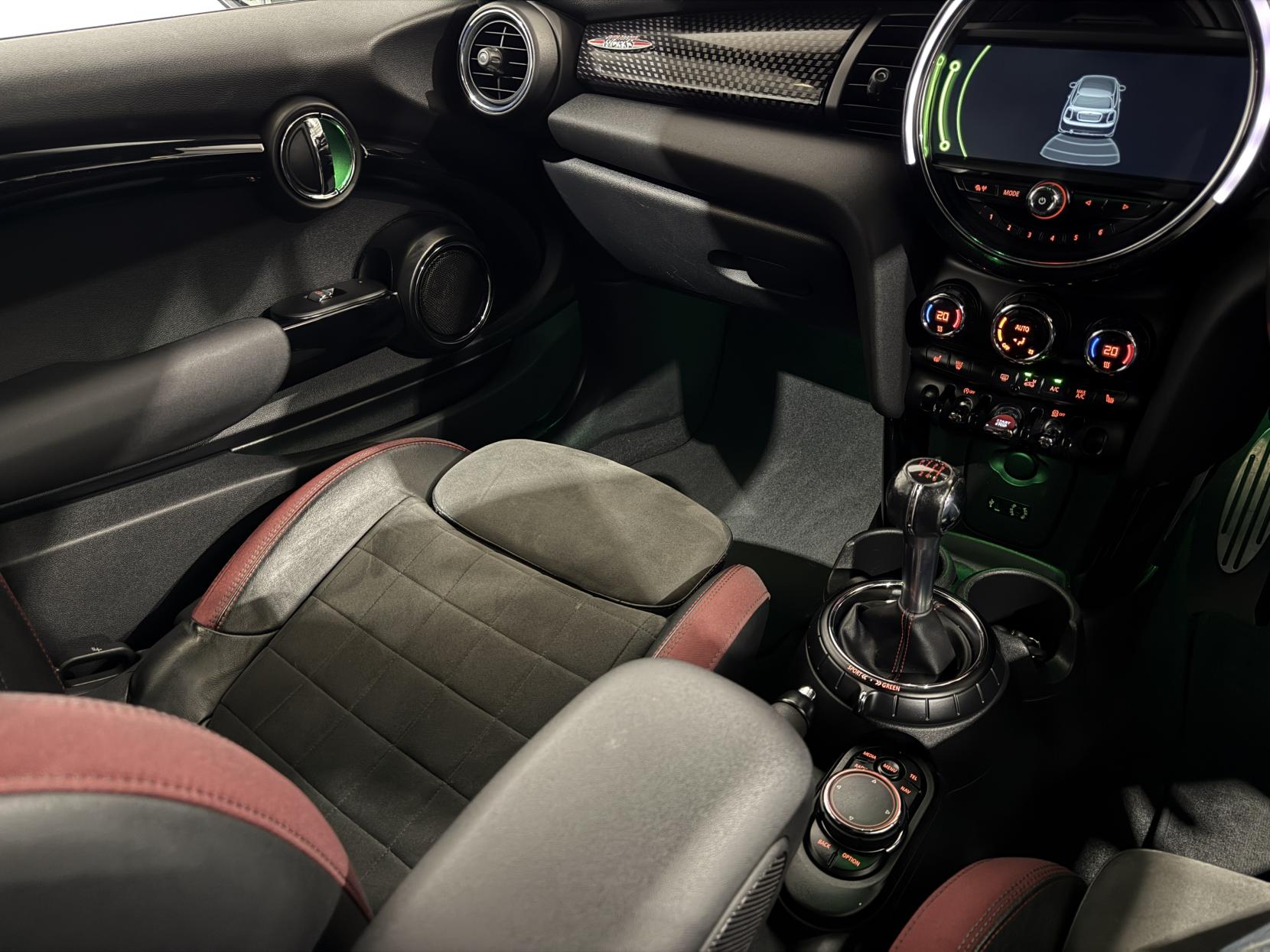 MINI Hatch 2.0 John Cooper Works Hatchback 3dr Petrol Manual Euro 6 (s/s) (231 ps)