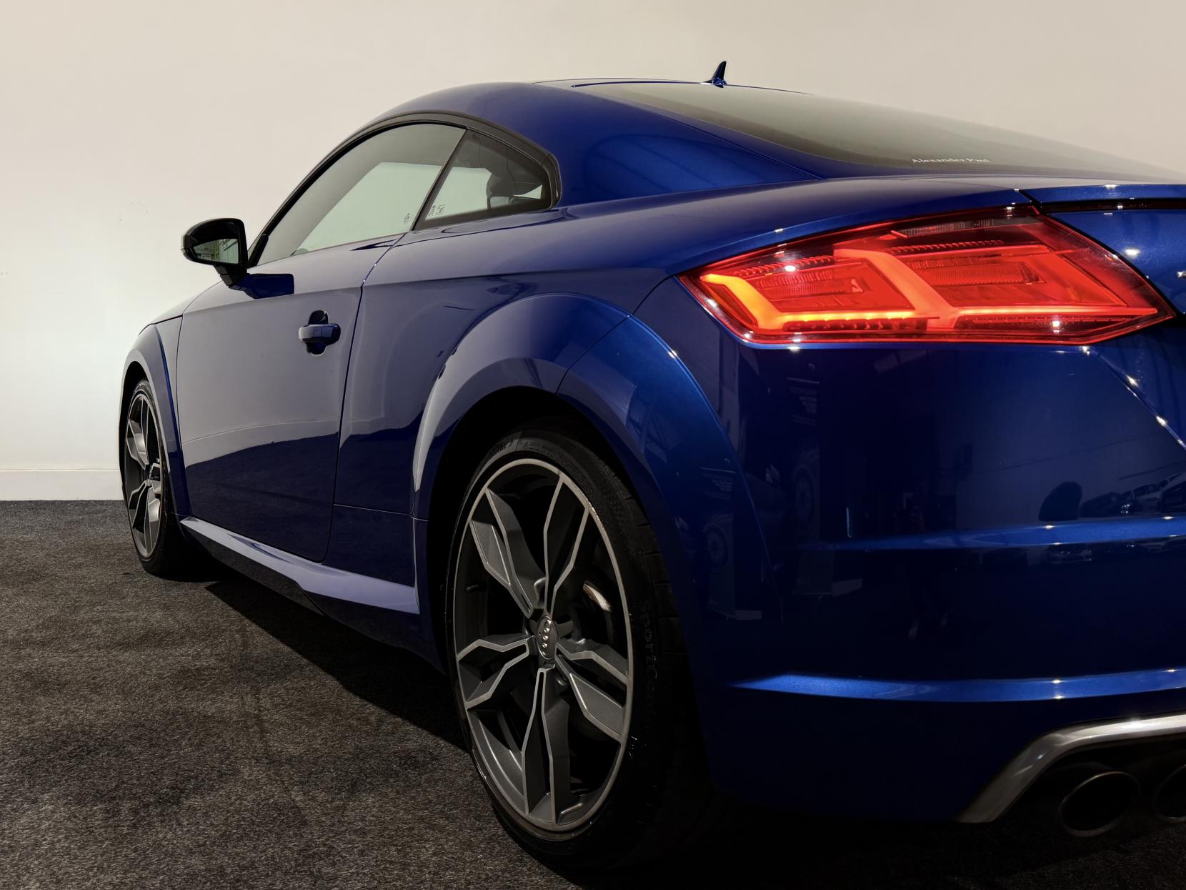 Audi TTS 2.0 TFSI Coupe 3dr Petrol S Tronic quattro Euro 6 (s/s) (310 ps)