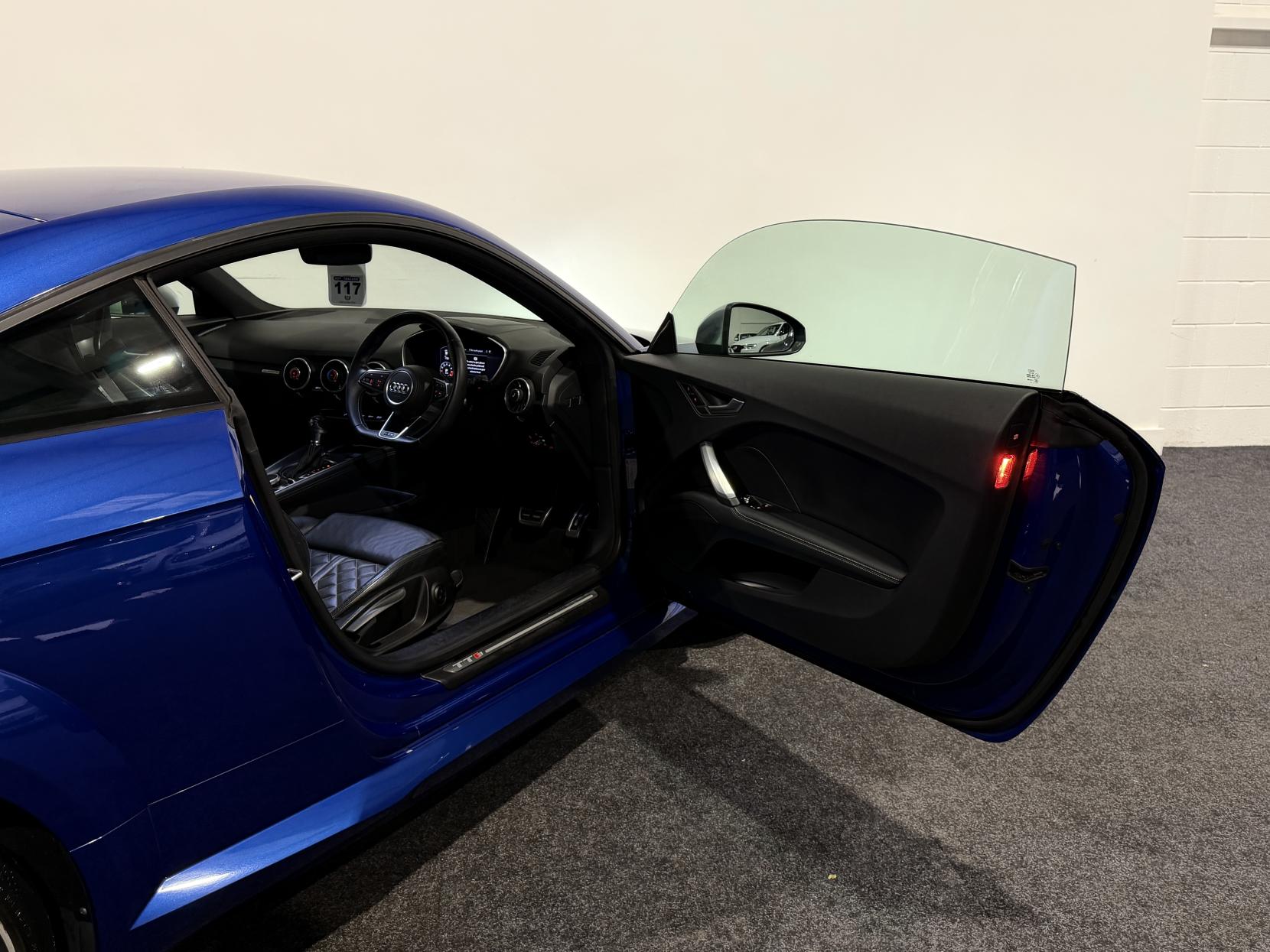 Audi TTS 2.0 TFSI Coupe 3dr Petrol S Tronic quattro Euro 6 (s/s) (310 ps)