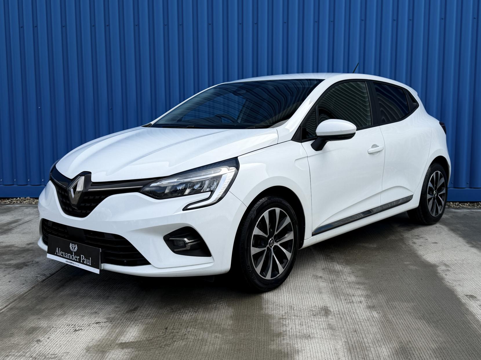 Renault Clio 1.0 TCe Iconic Hatchback 5dr Petrol Manual Euro 6 (s/s) (100 ps)