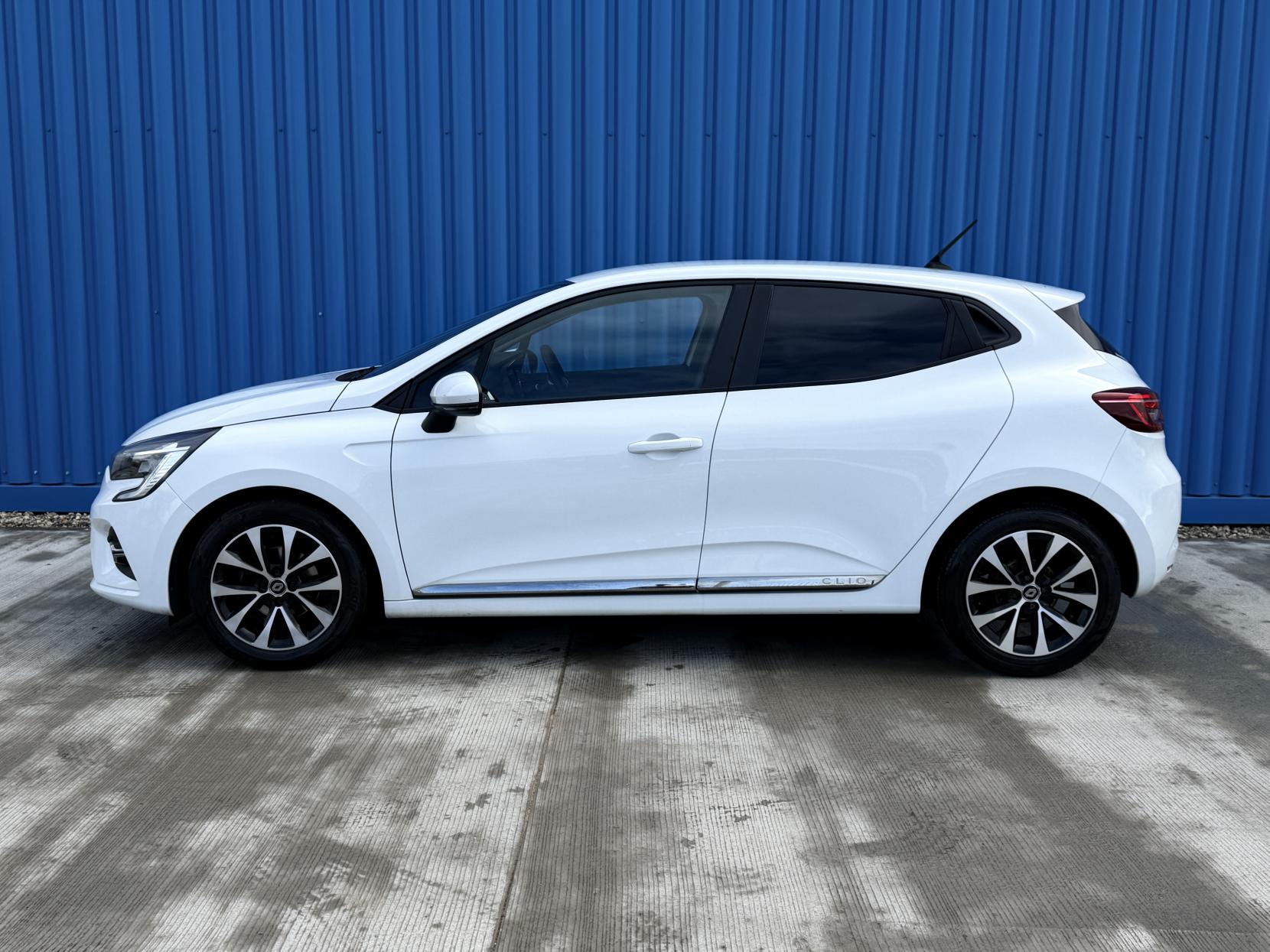 Renault Clio 1.0 TCe Iconic Hatchback 5dr Petrol Manual Euro 6 (s/s) (100 ps)