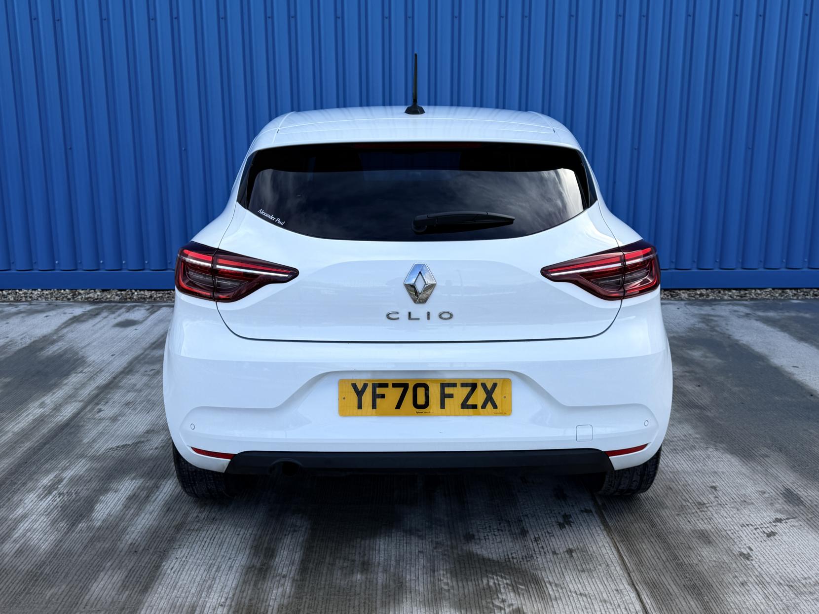 Renault Clio 1.0 TCe Iconic Hatchback 5dr Petrol Manual Euro 6 (s/s) (100 ps)