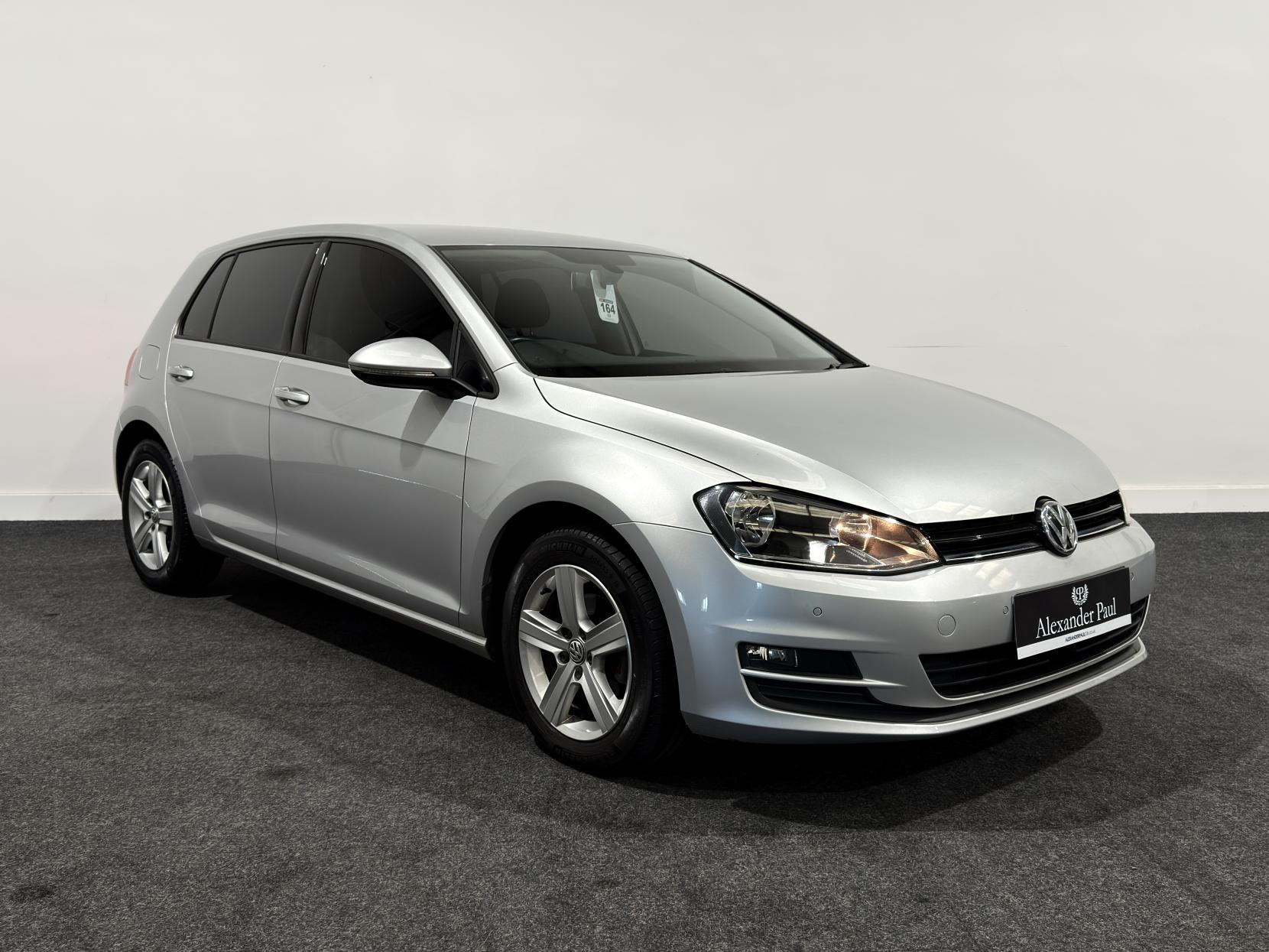 Volkswagen Golf 1.6 TDI BlueMotion Tech Match Hatchback 5dr Diesel Manual Euro 5 (s/s) (105 ps)