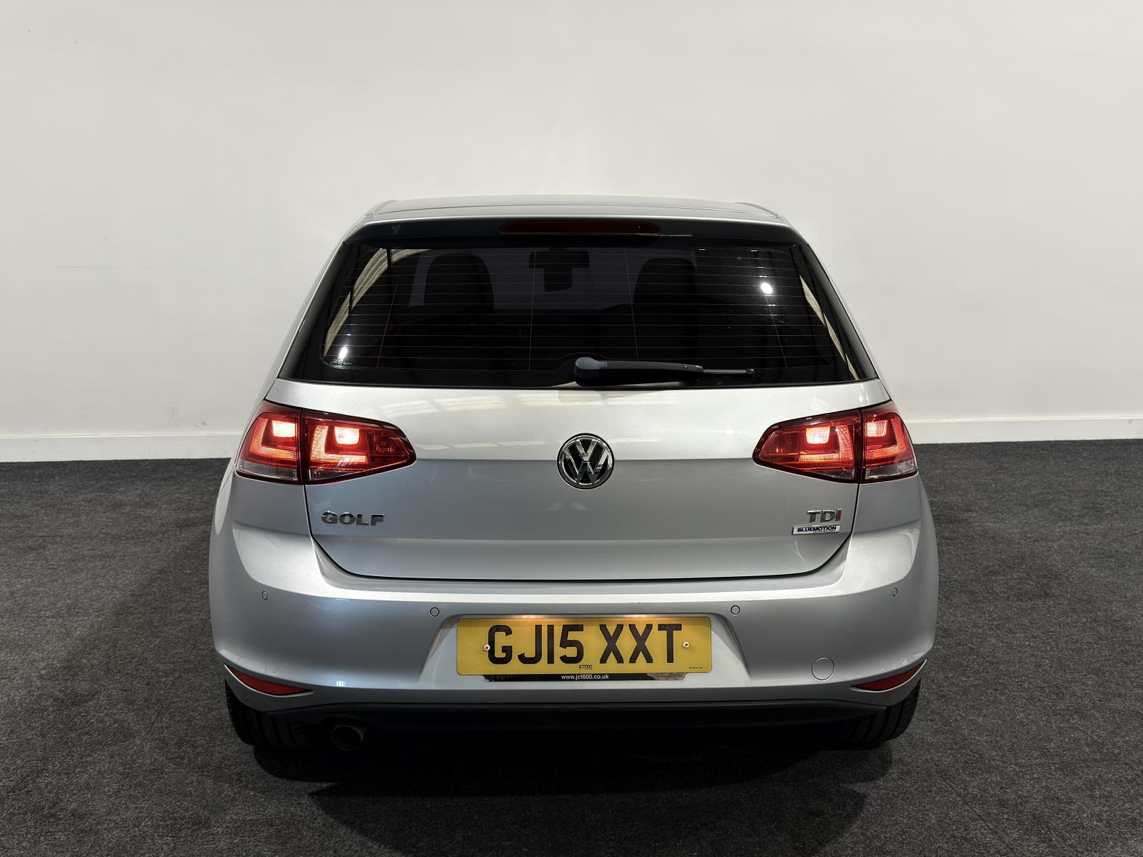 Volkswagen Golf 1.6 TDI BlueMotion Tech Match Hatchback 5dr Diesel Manual Euro 5 (s/s) (105 ps)