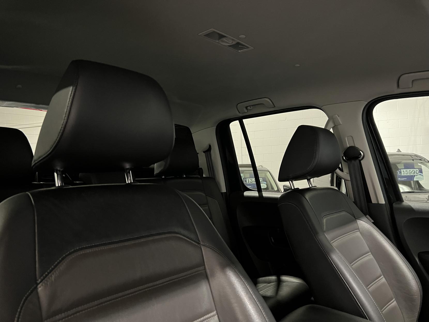 Volkswagen Amarok 3.0 TDI V6 BlueMotion Tech Highline Pickup Double Cab 4dr Diesel Auto 4Motion Euro 6 (s/s) (224 ps)