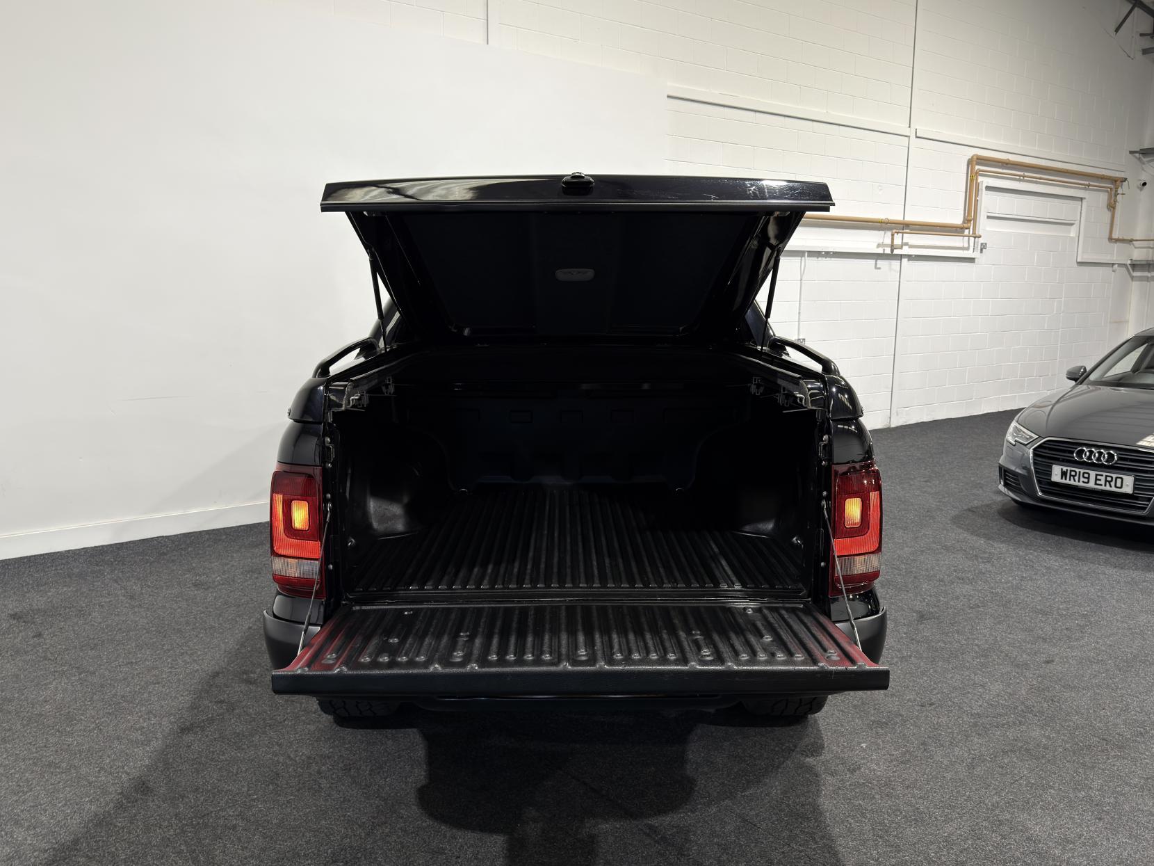 Volkswagen Amarok 3.0 TDI V6 BlueMotion Tech Highline Pickup Double Cab 4dr Diesel Auto 4Motion Euro 6 (s/s) (224 ps)