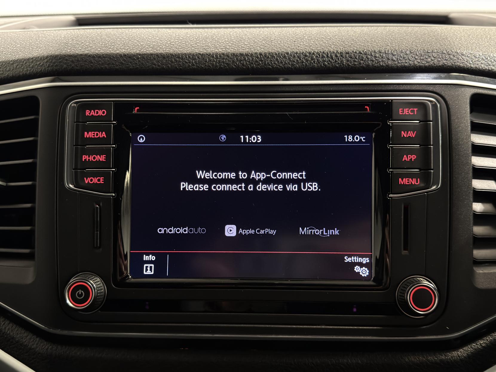 Volkswagen Amarok 3.0 TDI V6 BlueMotion Tech Highline Pickup Double Cab 4dr Diesel Auto 4Motion Euro 6 (s/s) (224 ps)