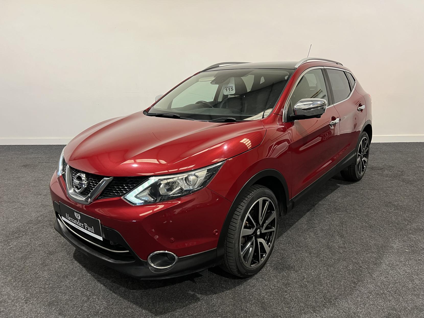 Nissan Qashqai 1.6 dCi Tekna SUV 5dr Diesel Manual 2WD Euro 6 (s/s) (130 ps)