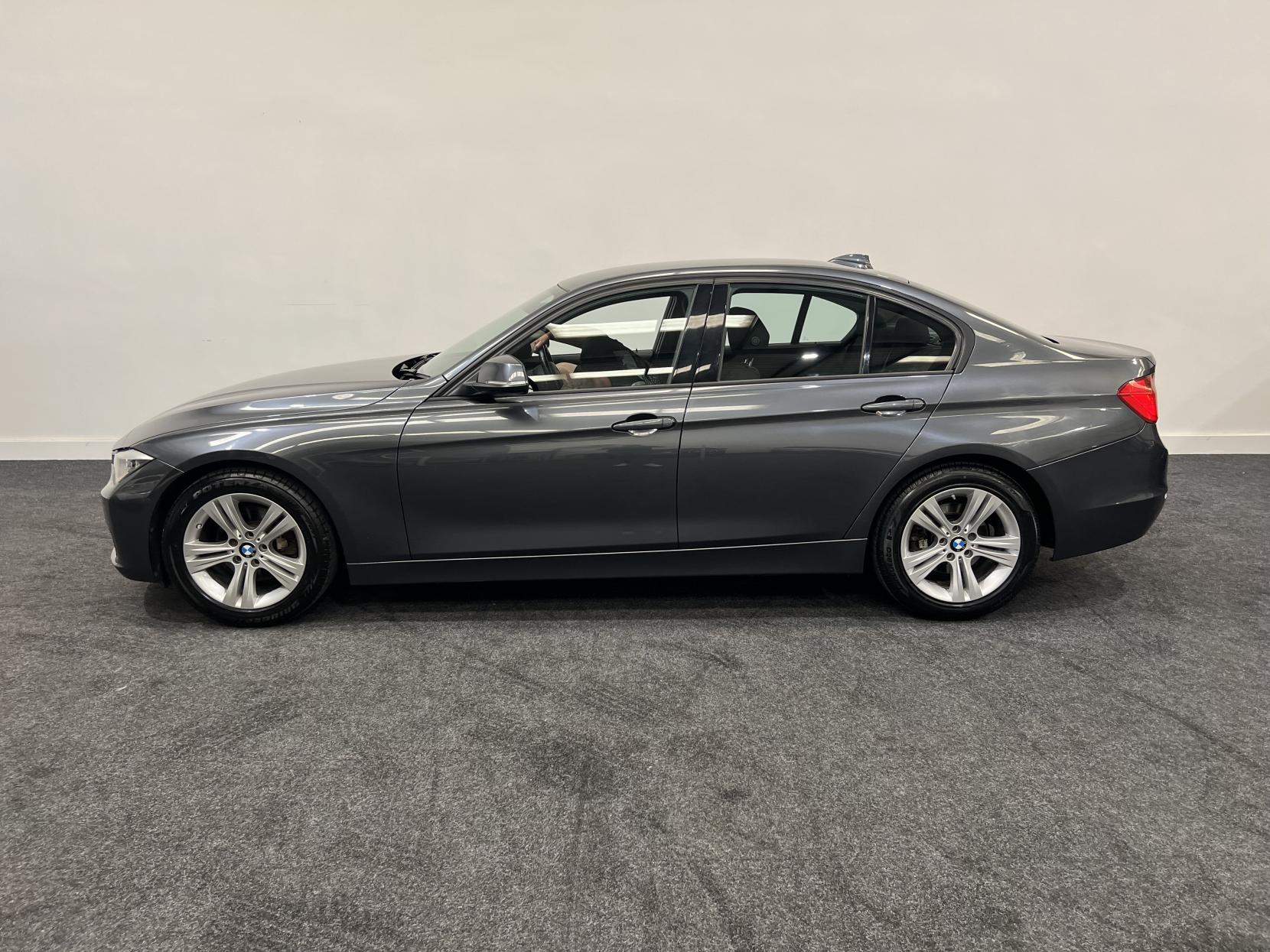 BMW 3 Series 2.0 320d Sport Saloon 4dr Diesel Manual Euro 5 (s/s) (184 ps)