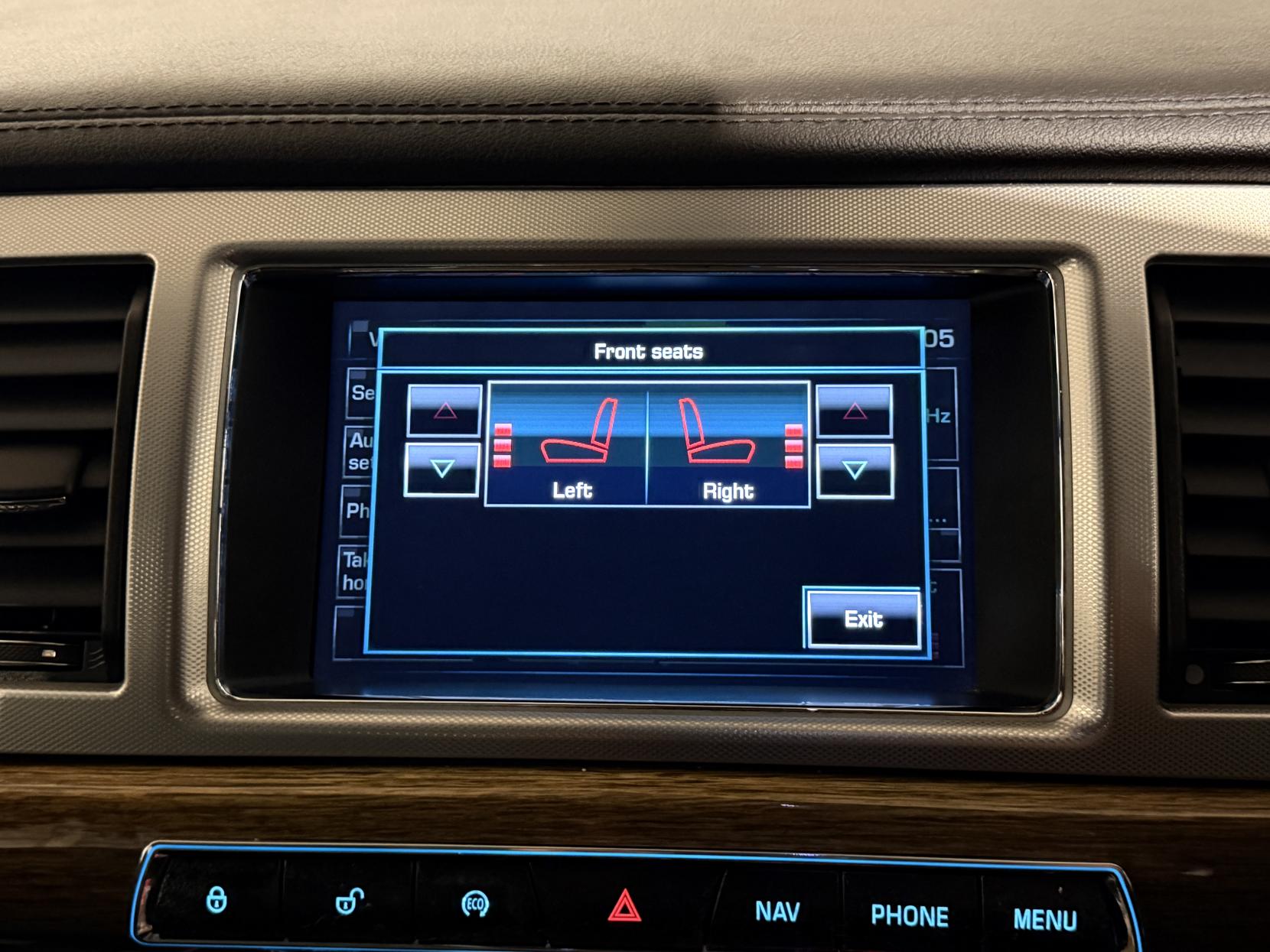 Jaguar XF 3.0d V6 Premium Luxury Saloon 4dr Diesel Auto Euro 5 (s/s) (240 ps)