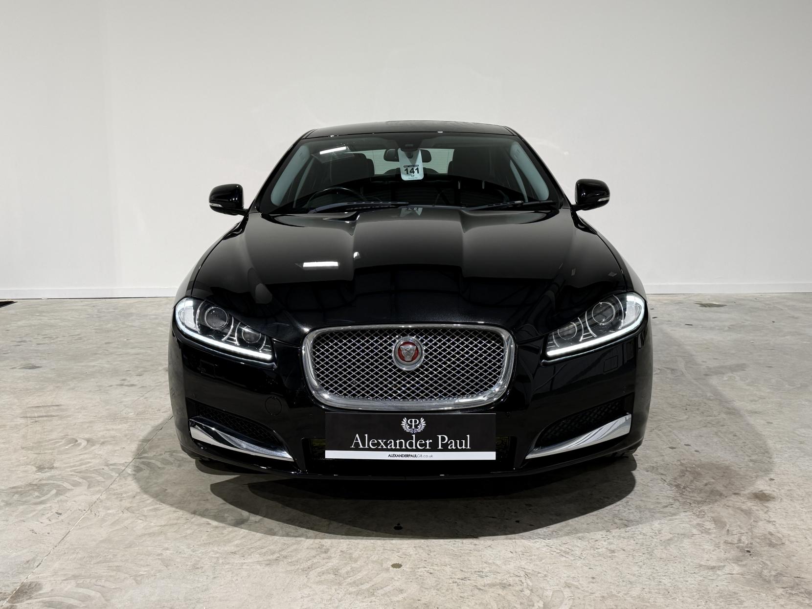 Jaguar XF 3.0d V6 Premium Luxury Saloon 4dr Diesel Auto Euro 5 (s/s) (240 ps)