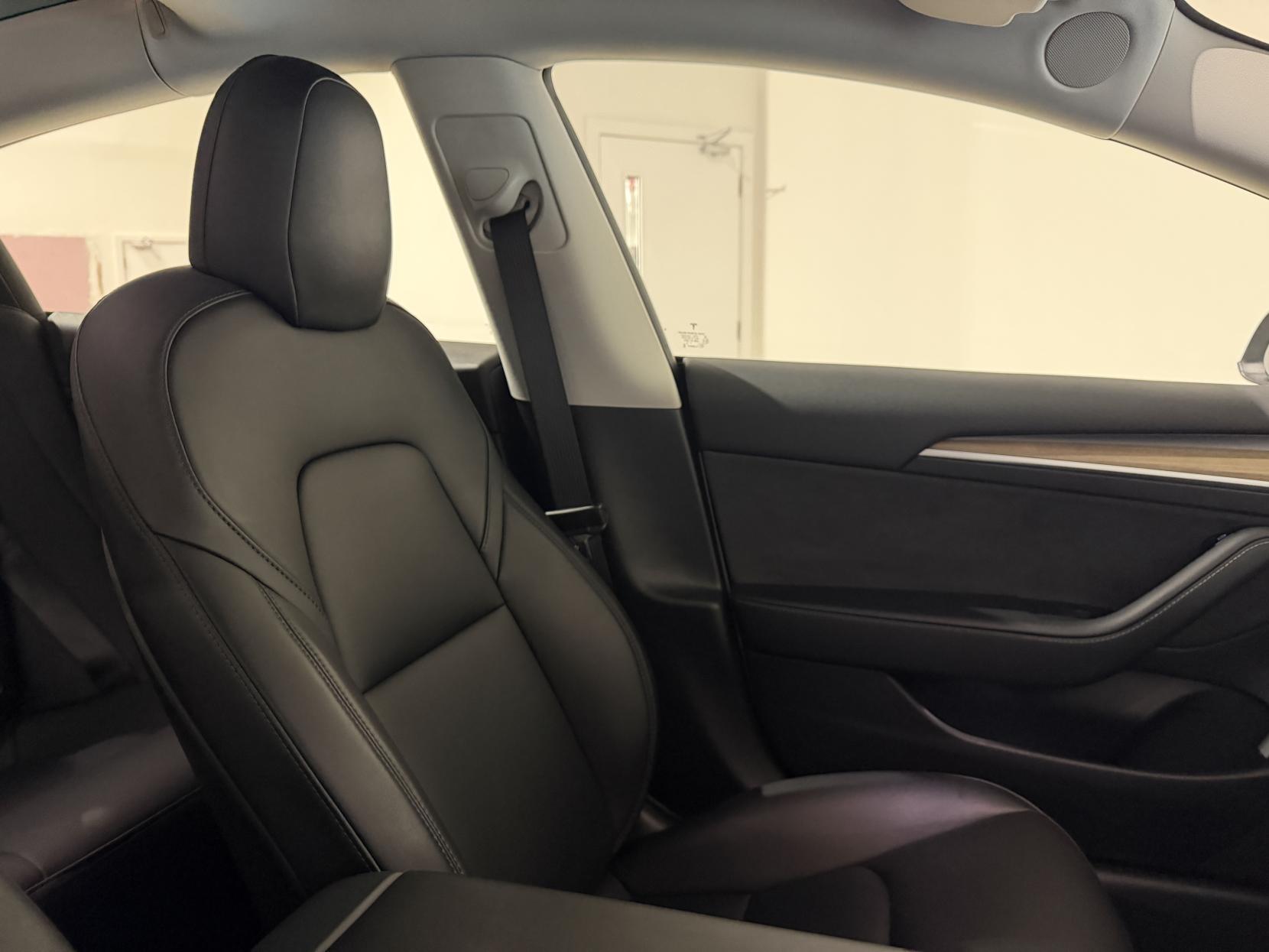 Tesla Model 3 (Dual Motor) Long Range Saloon 4dr Electric Auto 4WDE (346 ps)