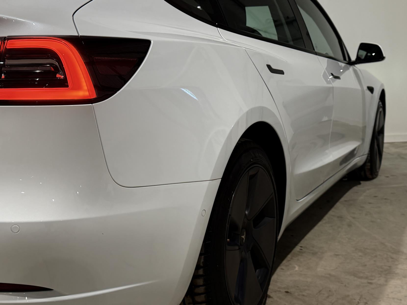 Tesla Model 3 (Dual Motor) Long Range Saloon 4dr Electric Auto 4WDE (346 ps)