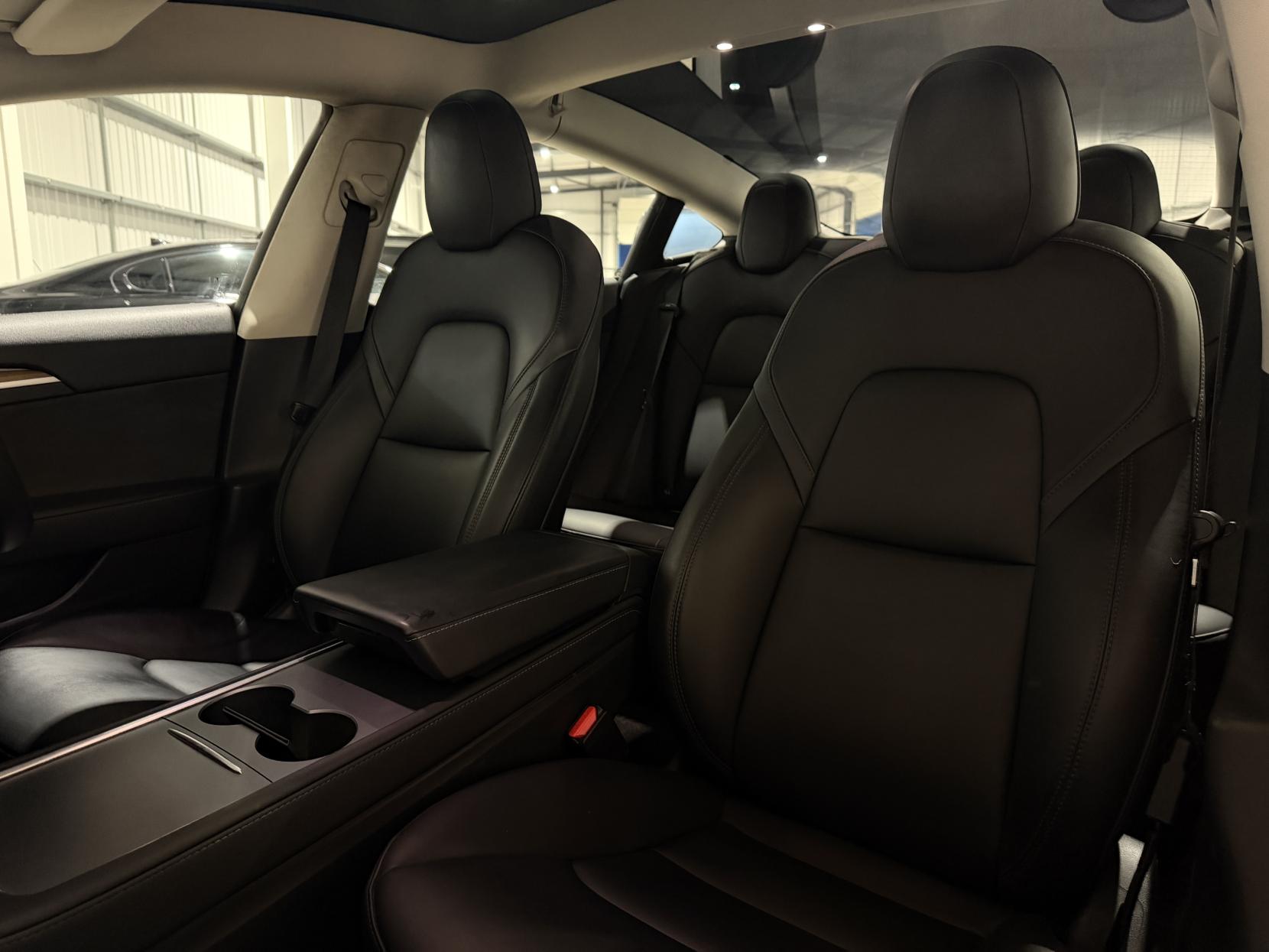 Tesla Model 3 (Dual Motor) Long Range Saloon 4dr Electric Auto 4WDE (346 ps)