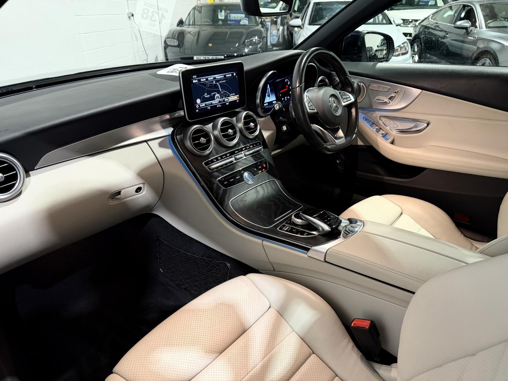 Mercedes-Benz C Class 2.0 C300 AMG Line (Premium Plus) Cabriolet 2dr Petrol G-Tronic+ Euro 6 (s/s) (245 ps)