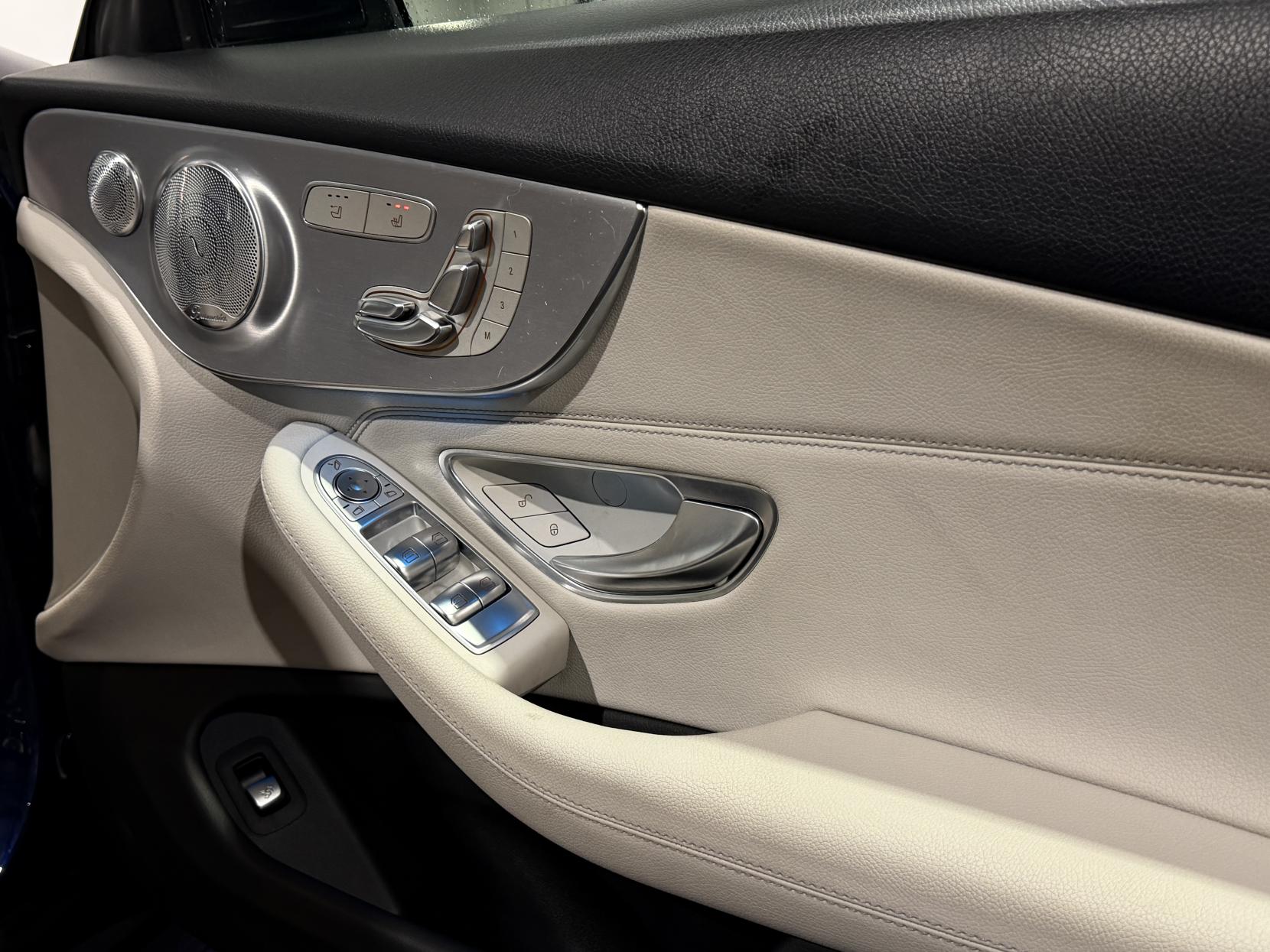 Mercedes-Benz C Class 2.0 C300 AMG Line (Premium Plus) Cabriolet 2dr Petrol G-Tronic+ Euro 6 (s/s) (245 ps)