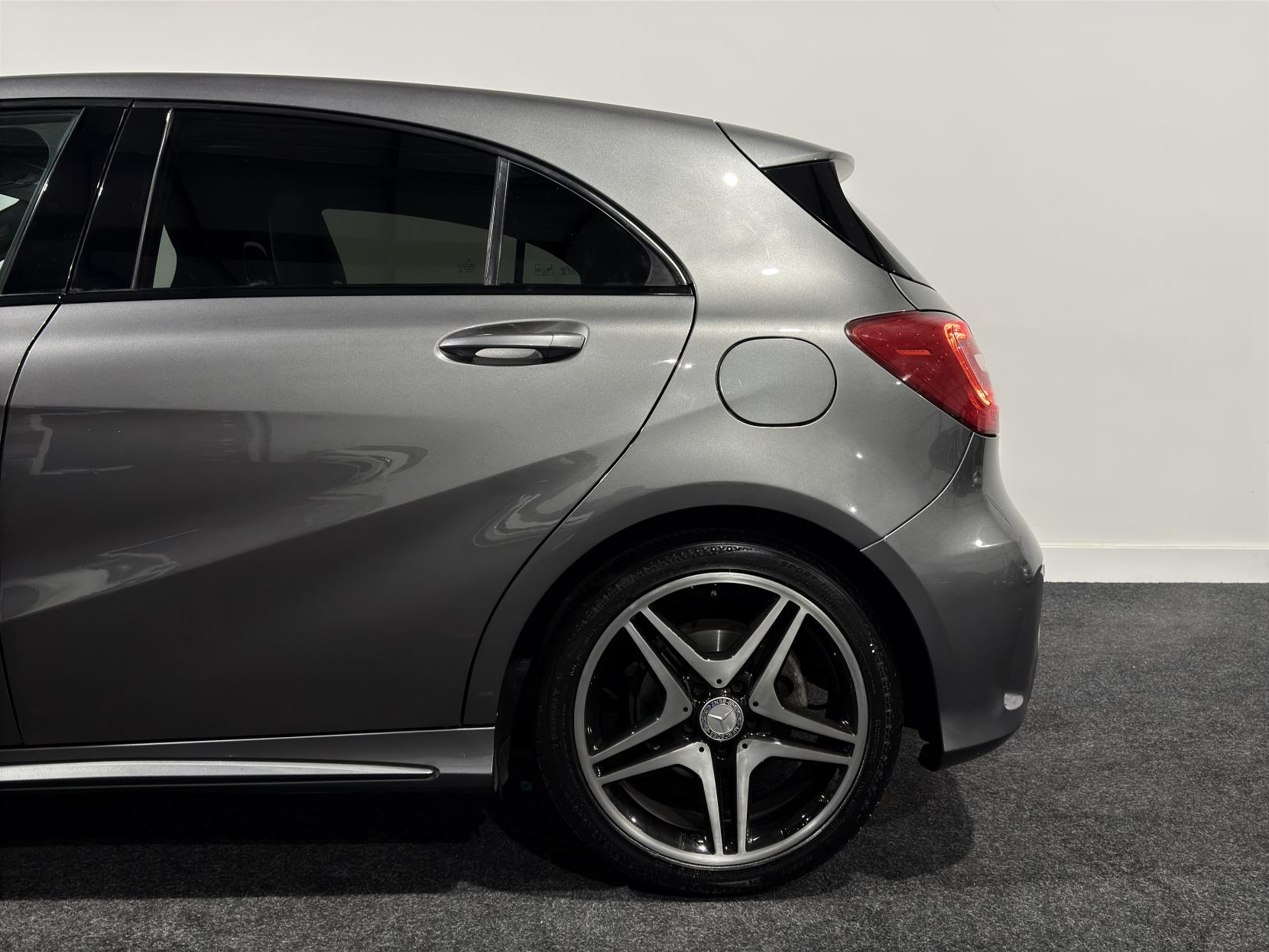 Mercedes-Benz A Class 1.8 A200 CDI AMG Sport Hatchback 5dr Diesel 7G-DCT Euro 5 (s/s) (136 ps)