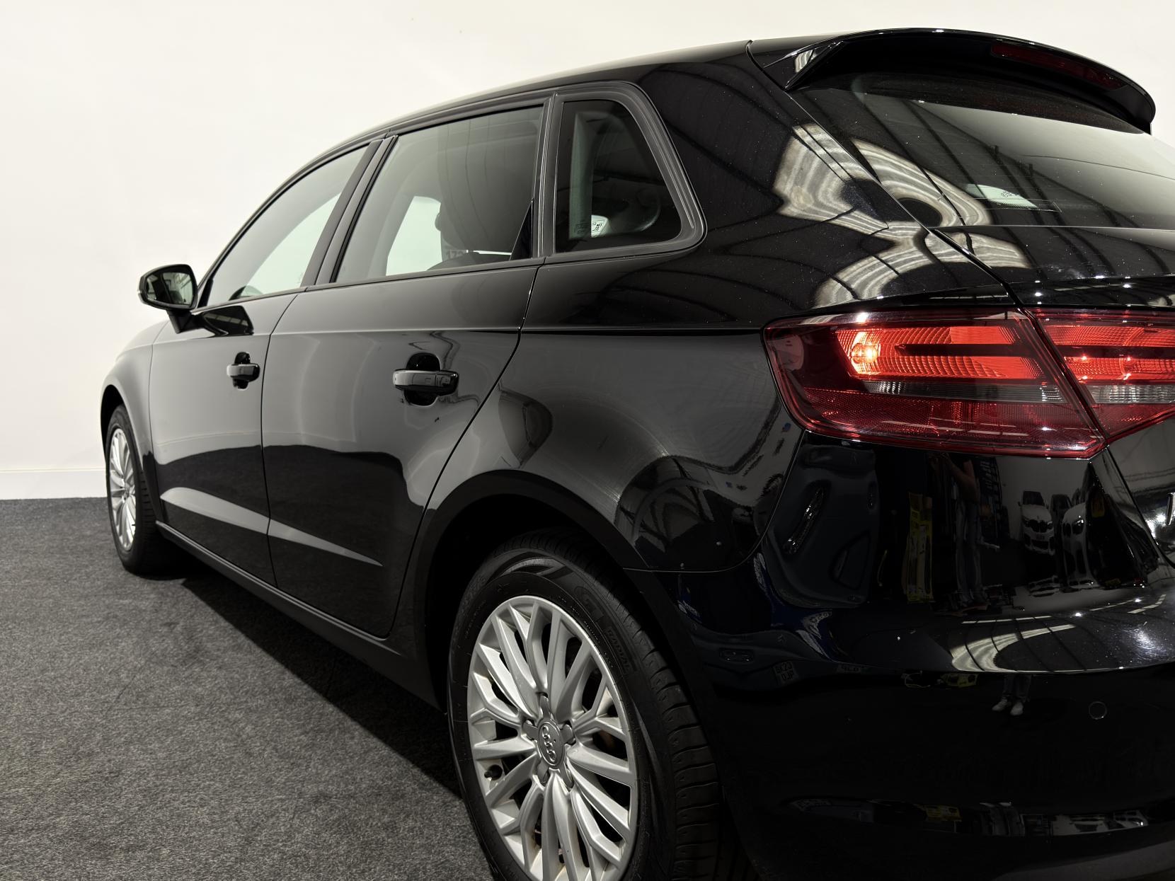 Audi A3 2.0 TDI SE Technik Sportback 5dr Diesel Manual Euro 6 (s/s) (150 ps)