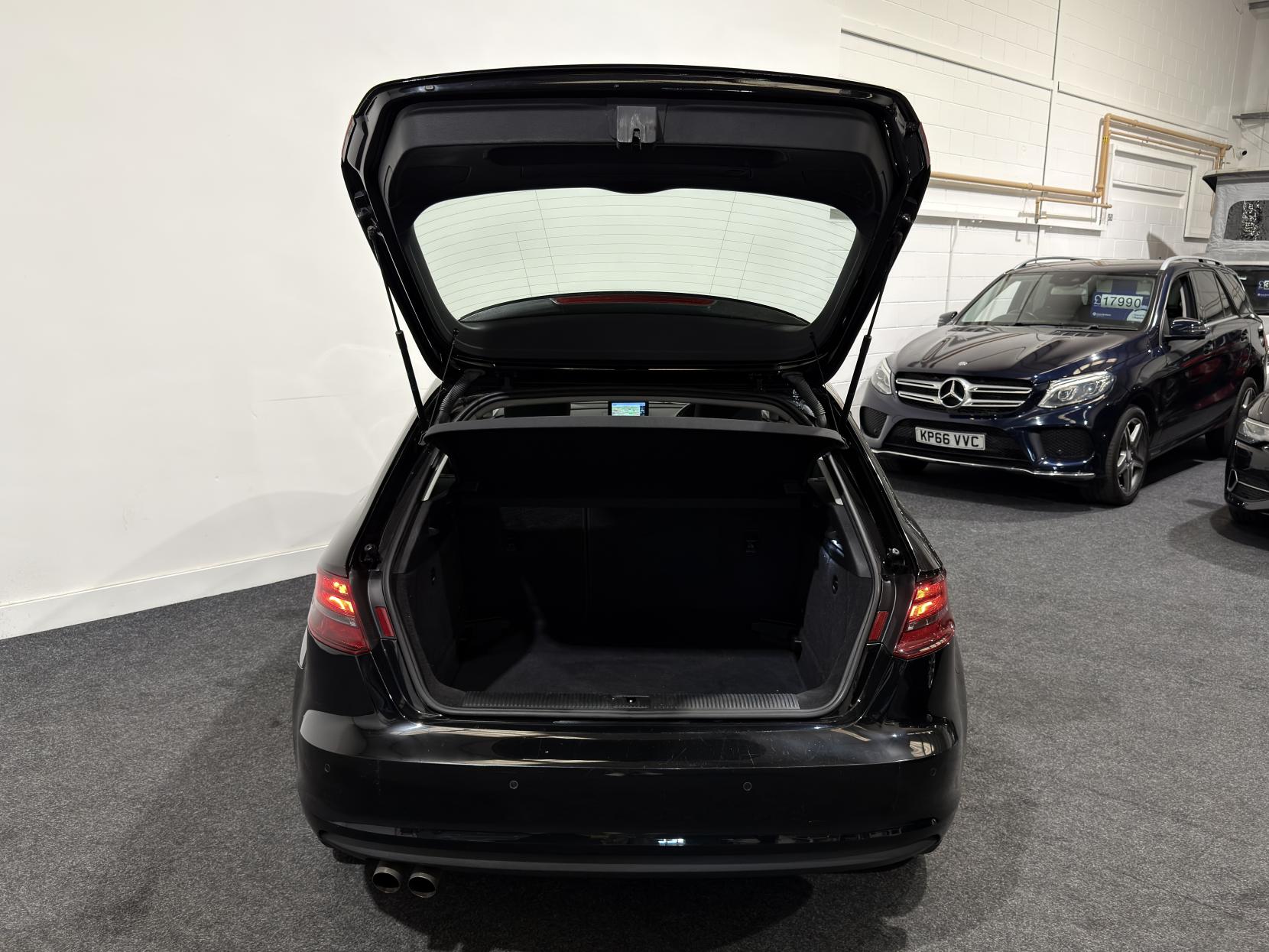 Audi A3 2.0 TDI SE Technik Sportback 5dr Diesel Manual Euro 6 (s/s) (150 ps)