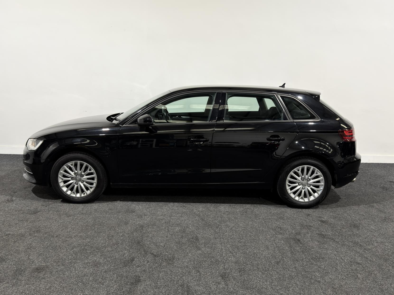 Audi A3 2.0 TDI SE Technik Sportback 5dr Diesel Manual Euro 6 (s/s) (150 ps)