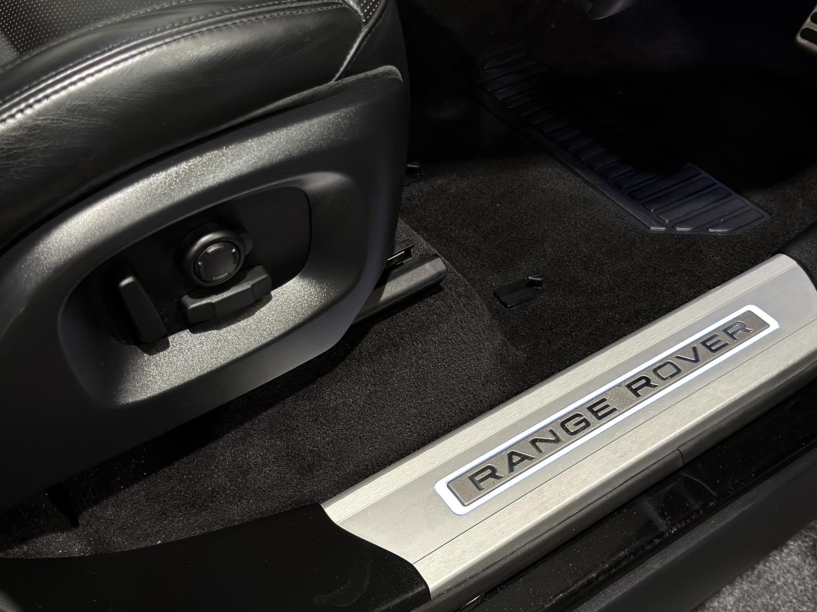 Land Rover Range Rover Sport 3.0 SD V6 HSE Dynamic SUV 5dr Diesel Auto 4WD Euro 6 (s/s) (306 ps)
