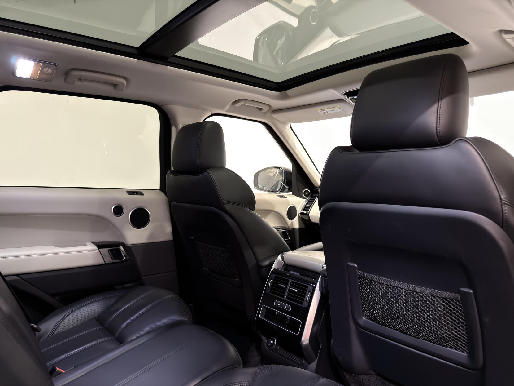 Land Rover Range Rover Sport 3.0 SD V6 HSE Dynamic SUV 5dr Diesel Auto 4WD Euro 6 (s/s) (306 ps)