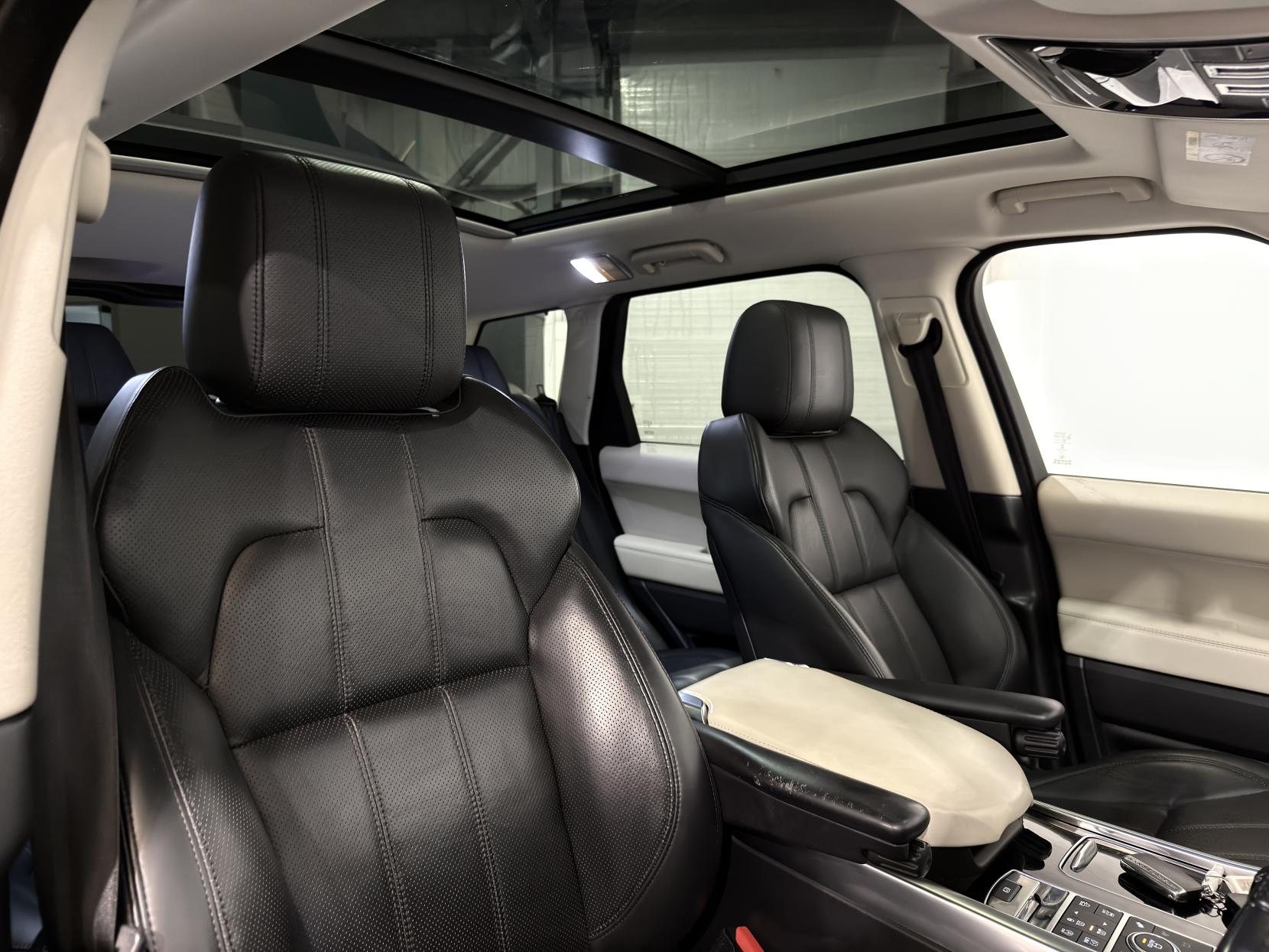 Land Rover Range Rover Sport 3.0 SD V6 HSE Dynamic SUV 5dr Diesel Auto 4WD Euro 6 (s/s) (306 ps)