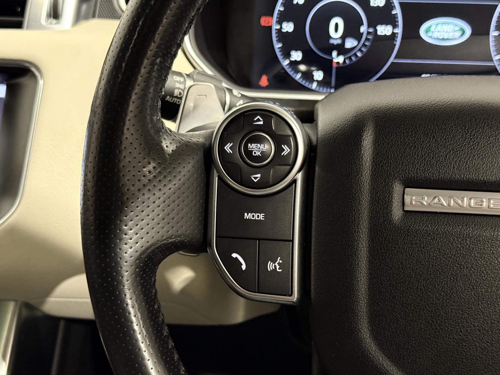 Land Rover Range Rover Sport 3.0 SD V6 HSE Dynamic SUV 5dr Diesel Auto 4WD Euro 6 (s/s) (306 ps)