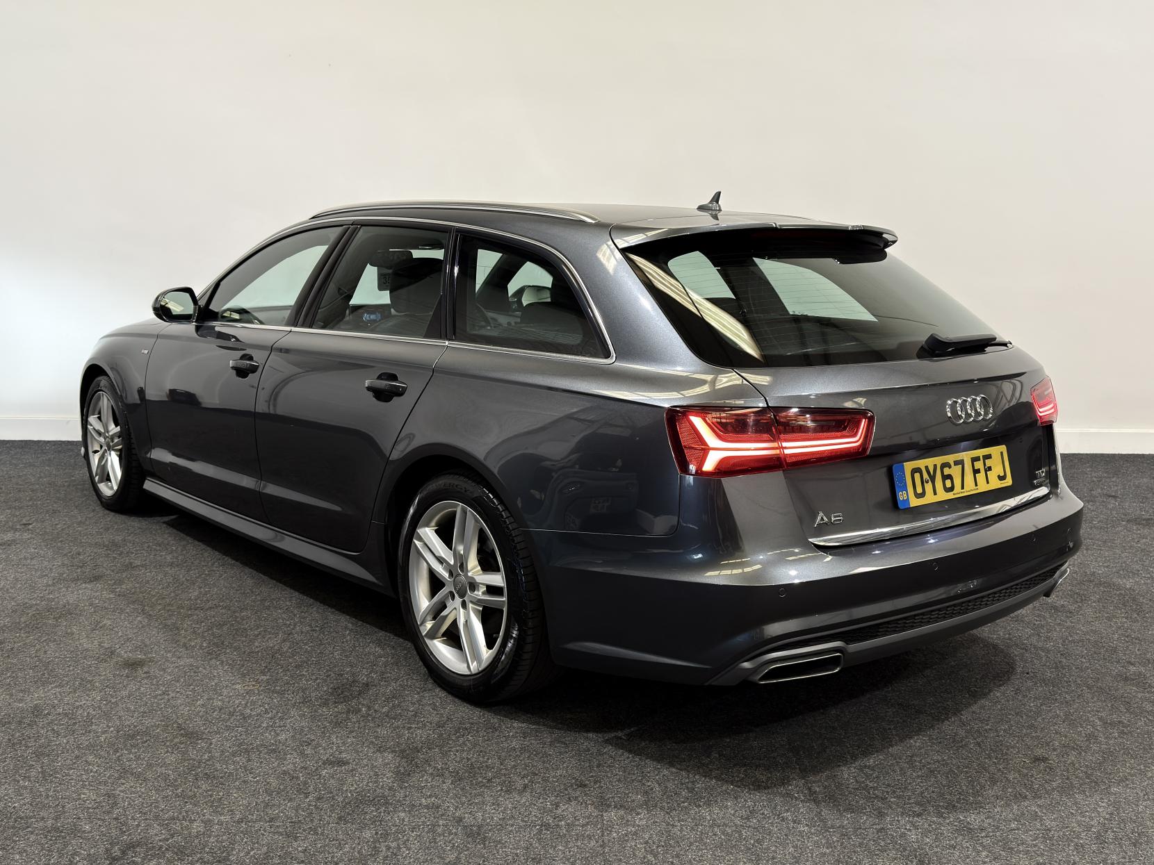 Audi A6 Avant 2.0 TDI S line Estate 5dr Diesel S Tronic quattro Euro 6 (s/s) (190 ps)