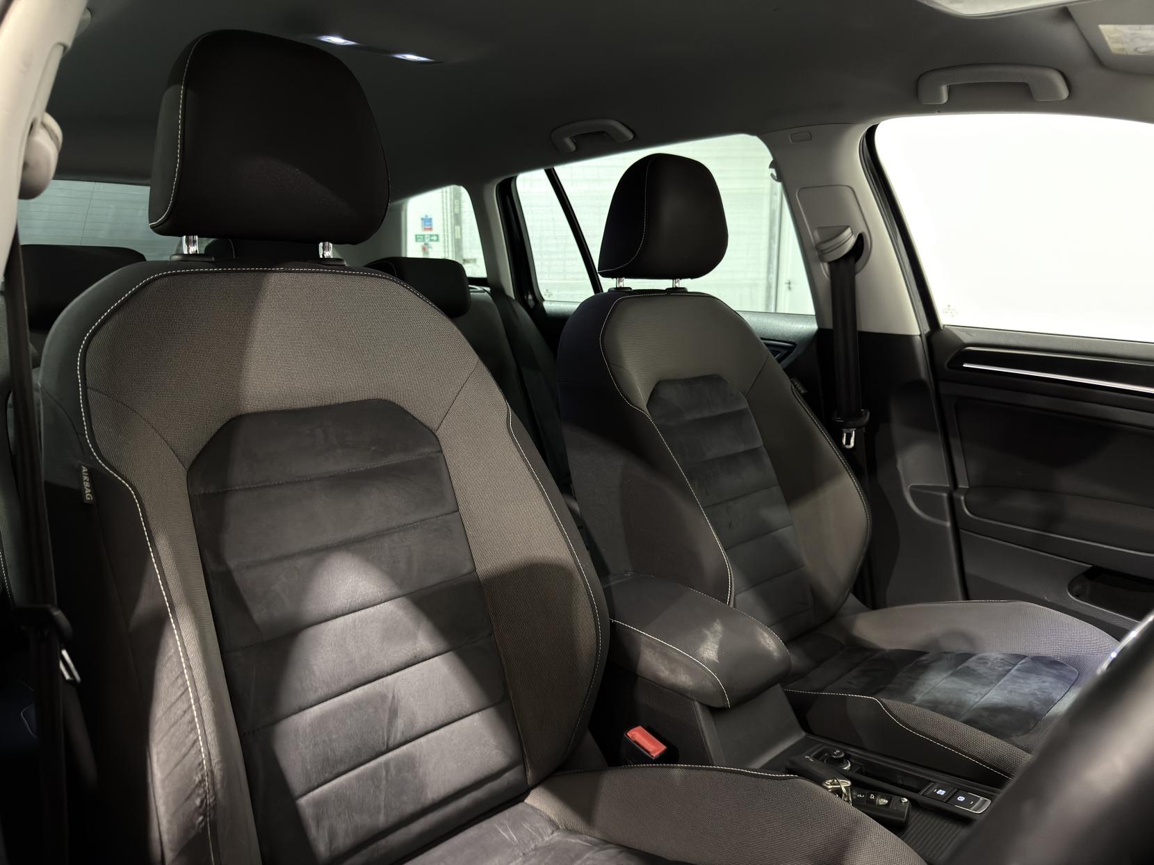 Volkswagen Golf 2.0 TDI BlueMotion Tech GT Estate 5dr Diesel DSG Euro 5 (s/s) (150 ps)