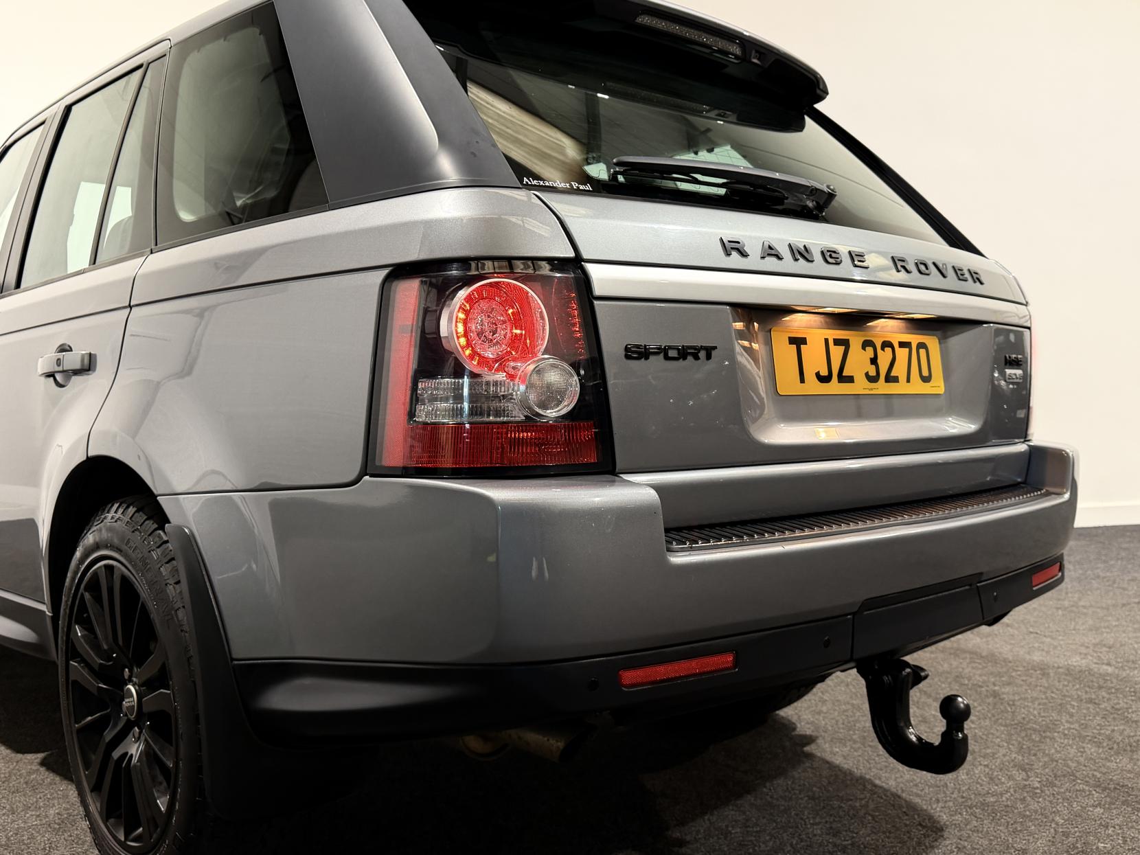 Land Rover Range Rover Sport 3.0 SD V6 HSE SUV 5dr Diesel Auto 4WD Euro 5 (255 bhp)