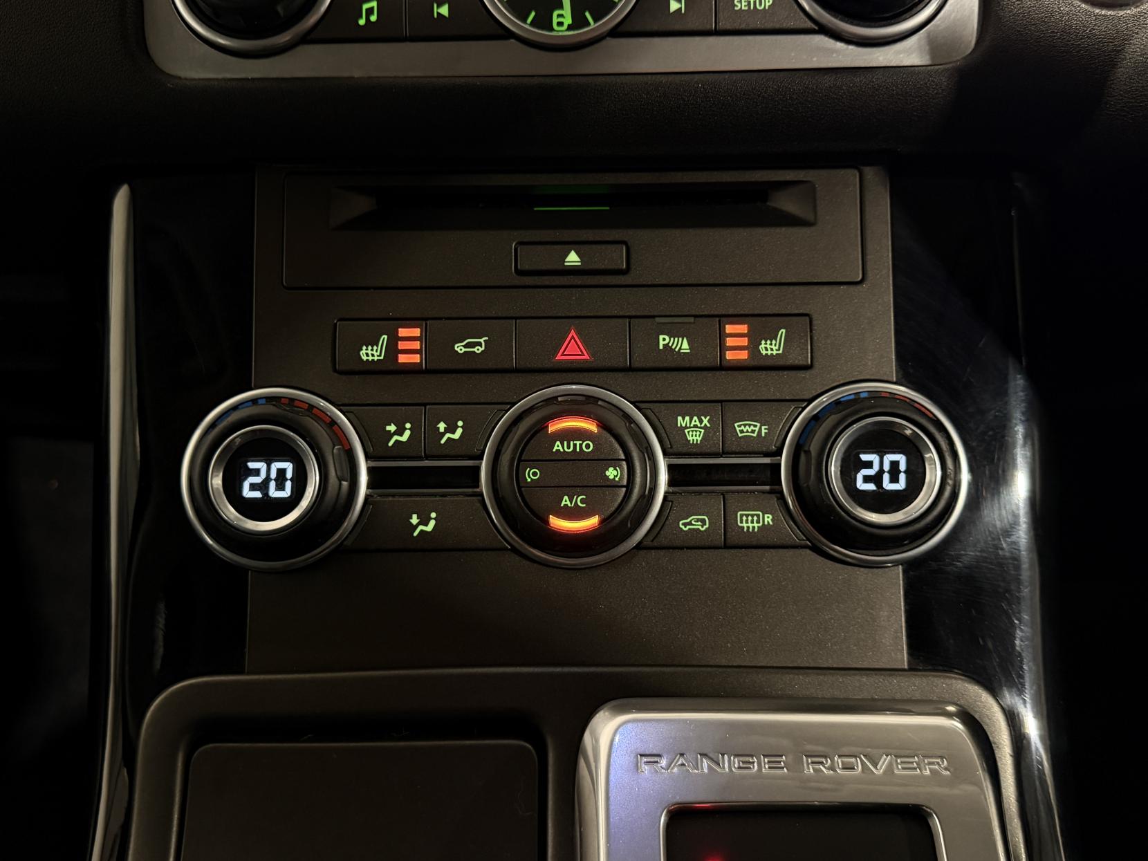 Land Rover Range Rover Sport 3.0 SD V6 HSE SUV 5dr Diesel Auto 4WD Euro 5 (255 bhp)