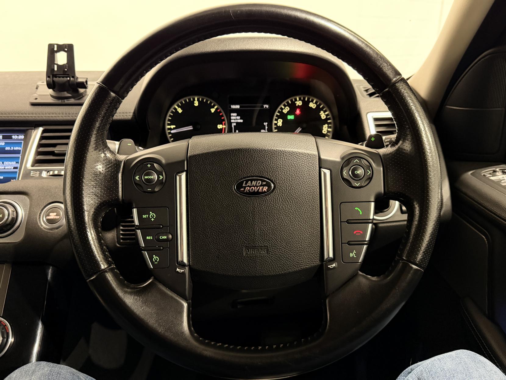 Land Rover Range Rover Sport 3.0 SD V6 HSE SUV 5dr Diesel Auto 4WD Euro 5 (255 bhp)