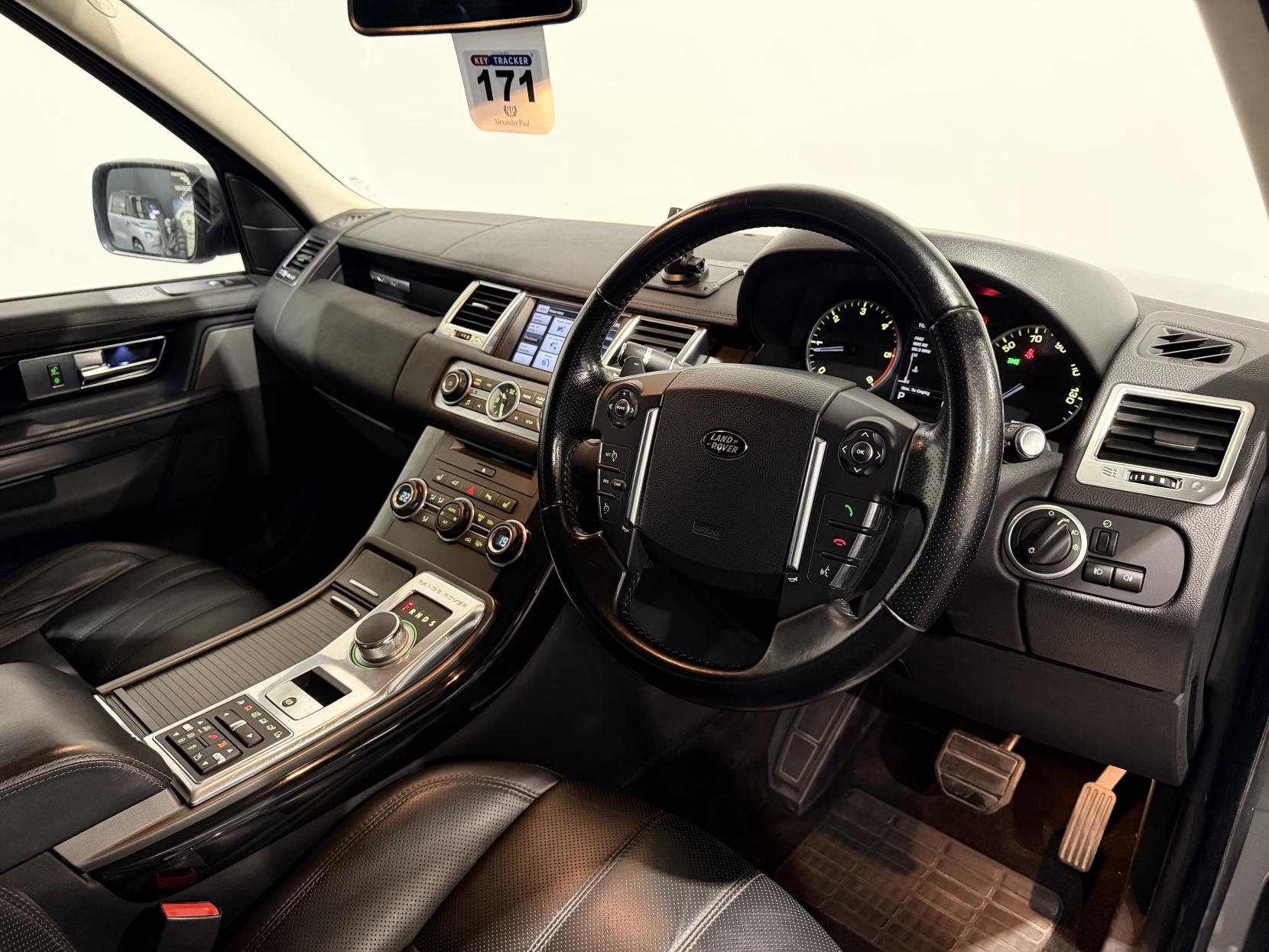 Land Rover Range Rover Sport 3.0 SD V6 HSE SUV 5dr Diesel Auto 4WD Euro 5 (255 bhp)